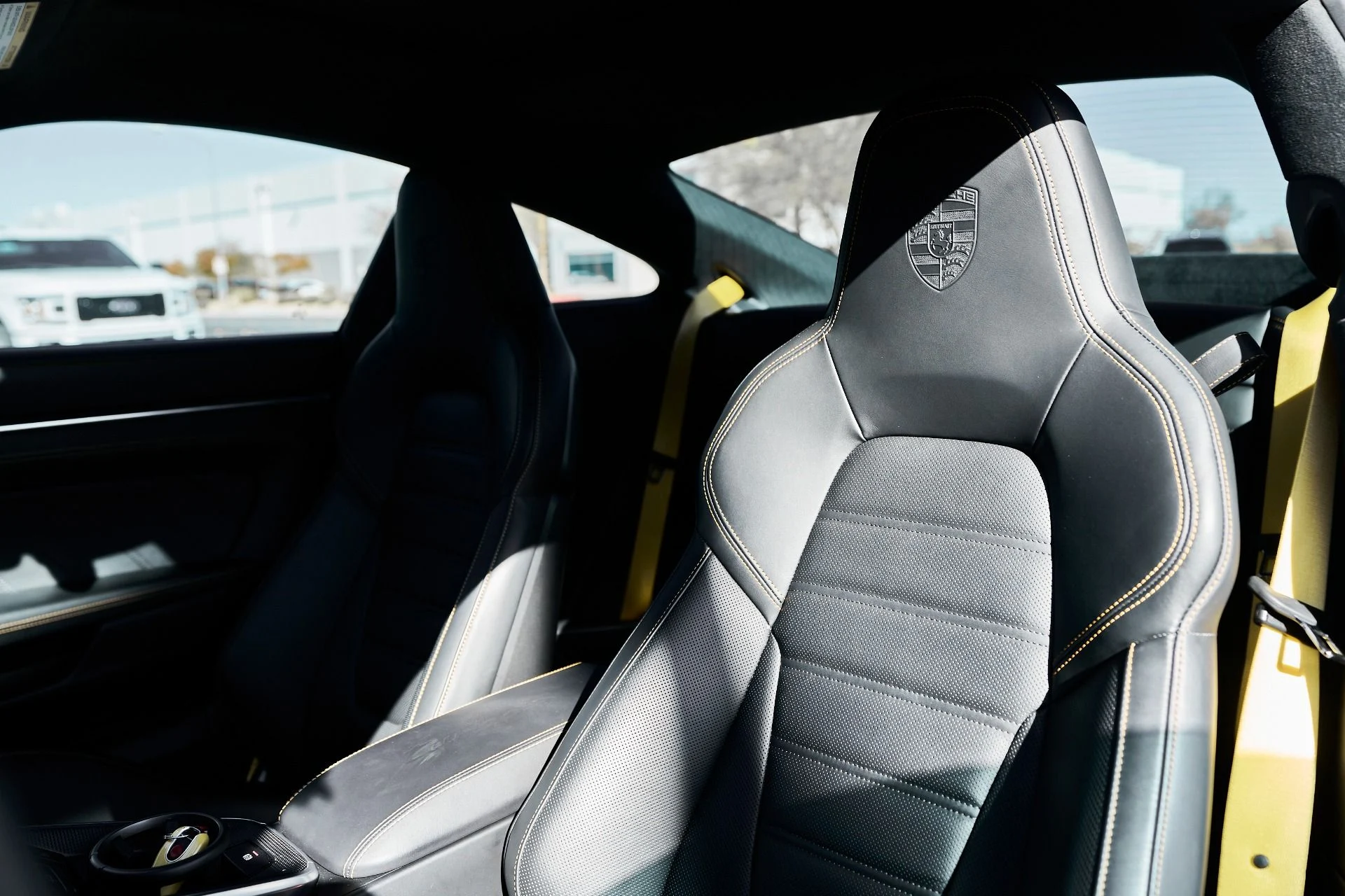 mph031_3572571473_Used_2023_Porsche_911_Turbo_S_1762306944_11786d13e3