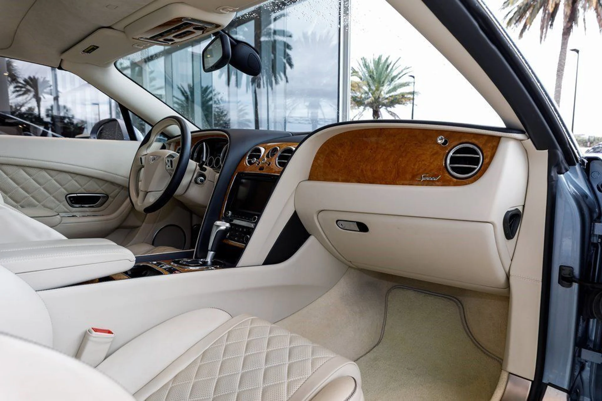 mph031_3575996711_e3181015355d65d23f64d3a80d7773c8_1f66ceb853