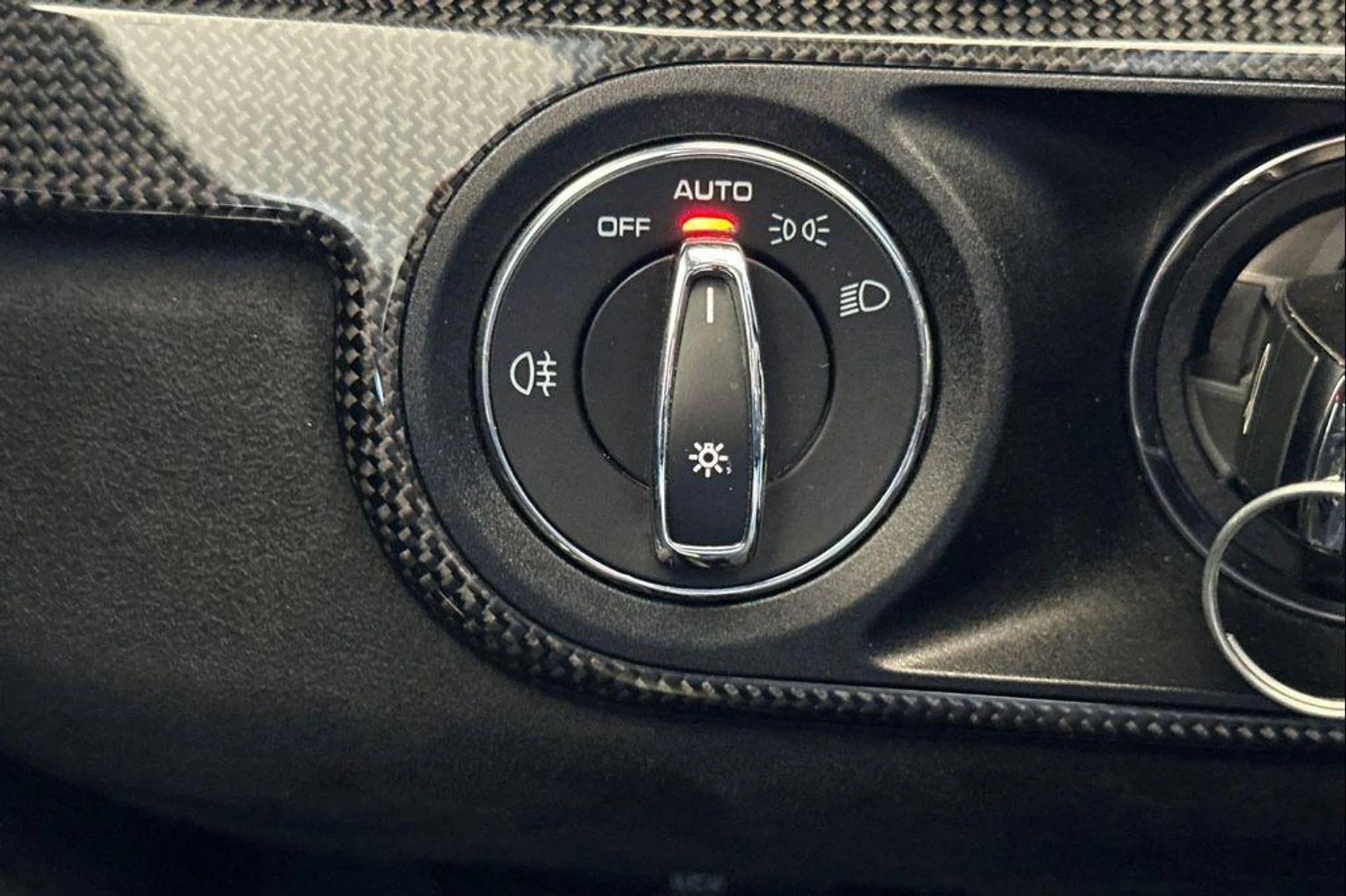 mph031_357827697_m_EV_Up3x_Vtcqna_IQ_43_Q_We_Pd_Srj_Q_3f6723d36f