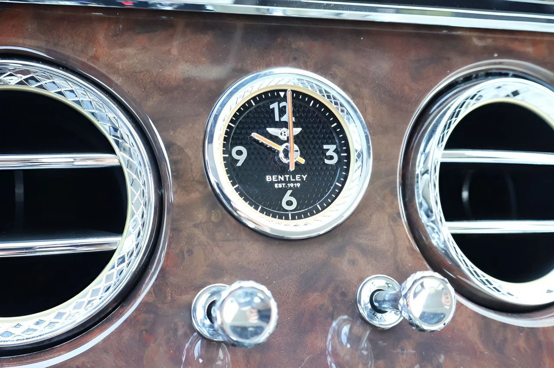 mph031_3579992158_32_e61289397c