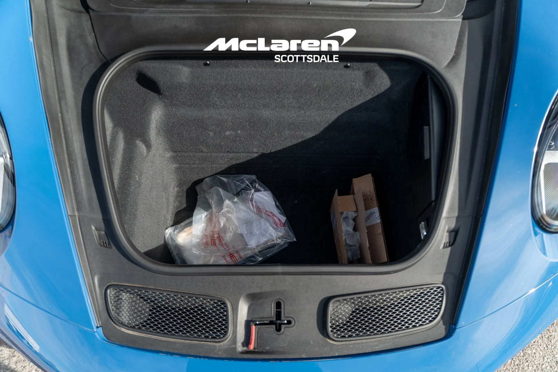 mph031_3581591806_Used_2022_PORSCHE_911_GT_3_1772469259_5e4d484dce