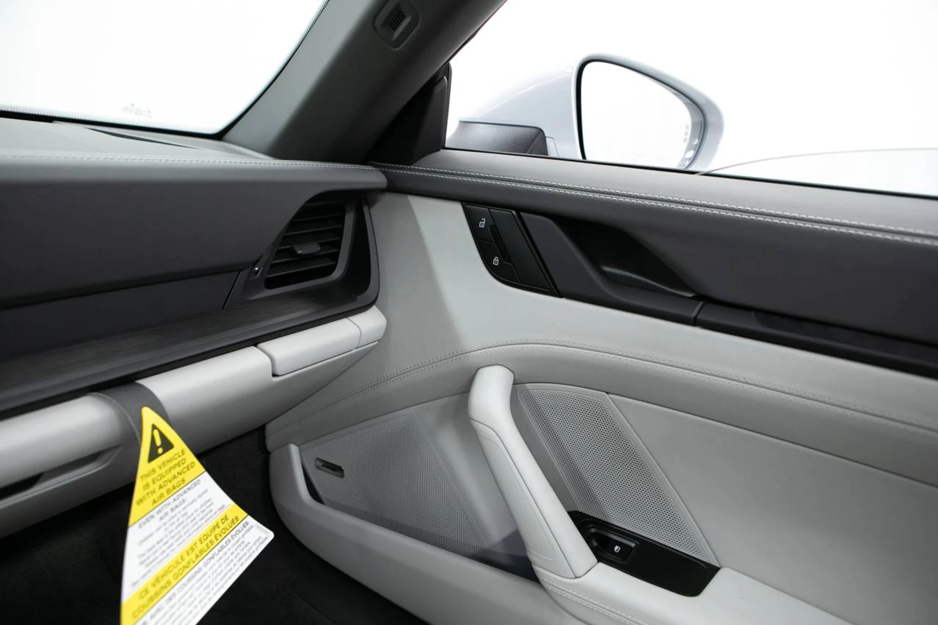 mph031_3582915390_c841c8fb38ef78629a1a28147c083e13x_3bdb2fcb28