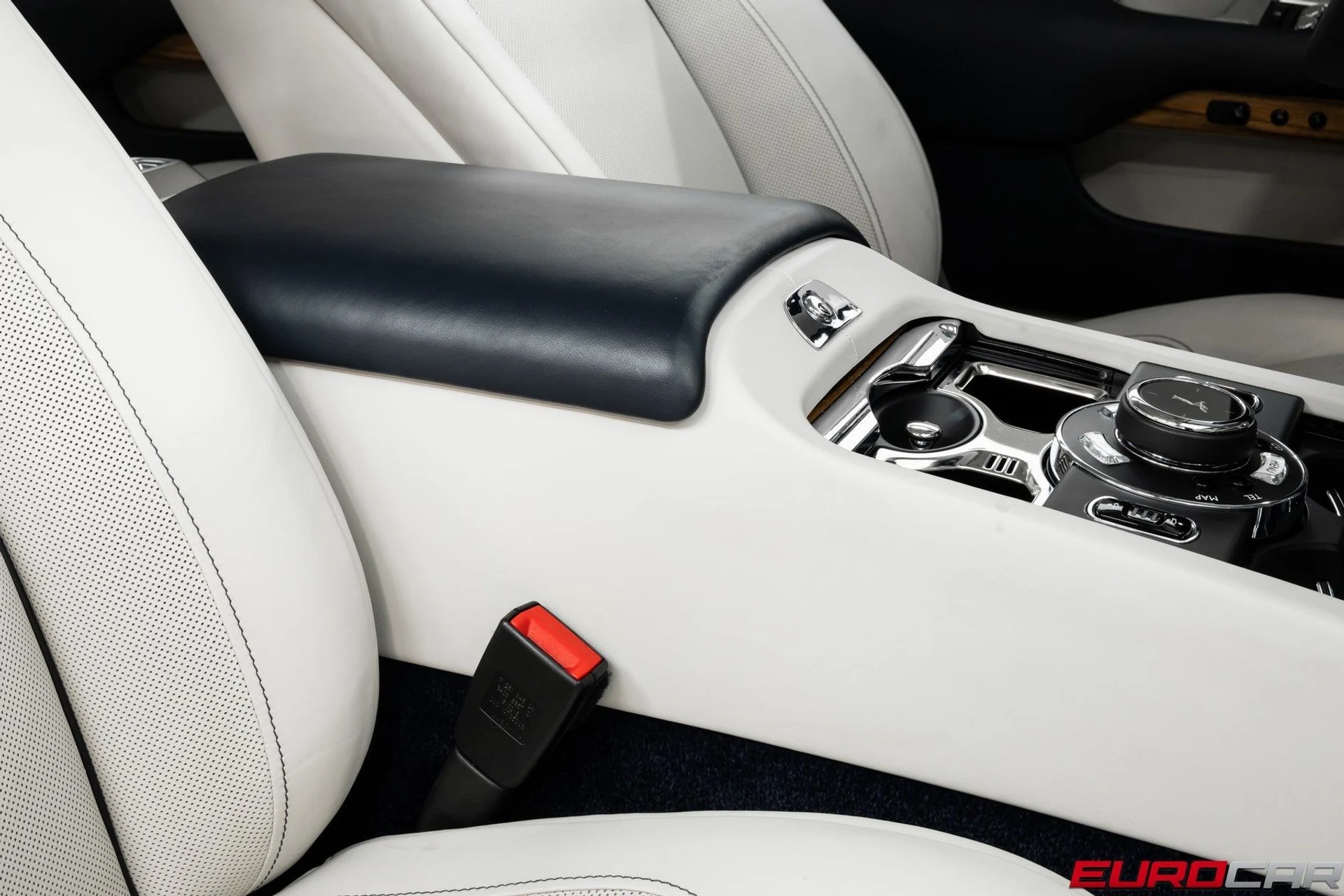 mph031_3584876451_image_32_dfad874f29