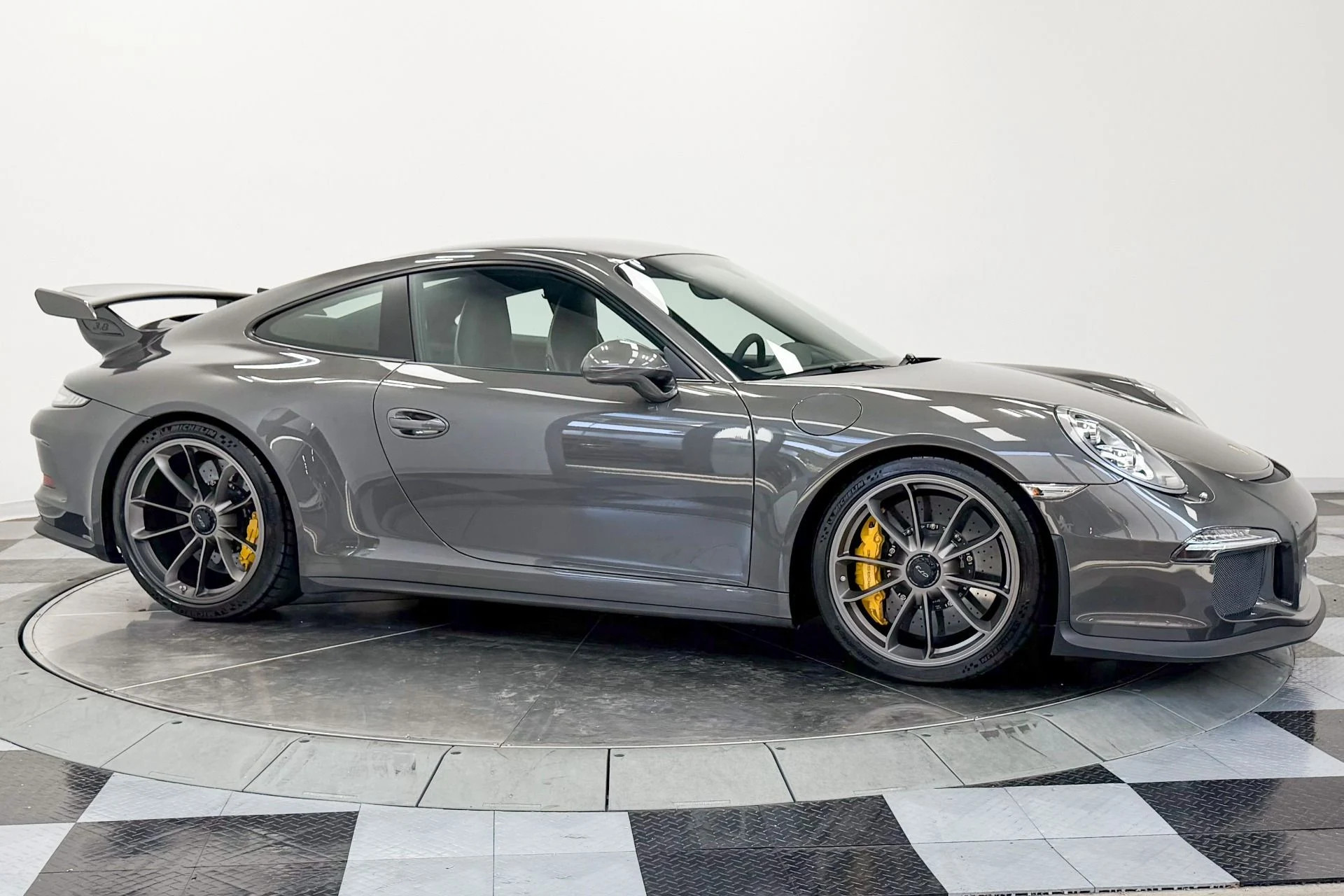 mph031_3597596696_Used_2015_Porsche_911_GT_3_Carbon_Ceramic_Brakes_Low_Miles_Fresh_Service_1782928031_38a64bf60c