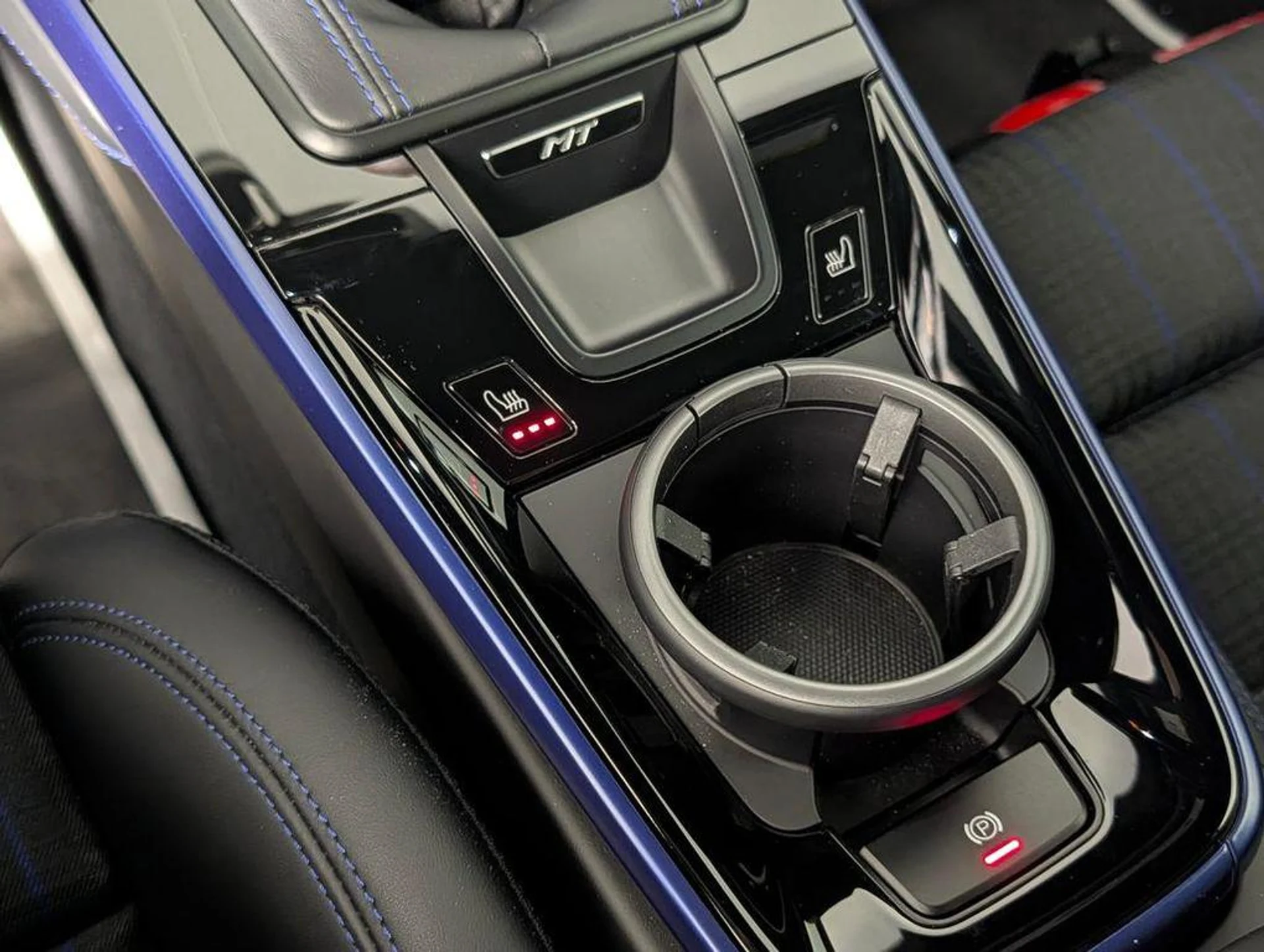 mph031_3600149647_eo_Rnjo_LAUMMU_19z_N_Wg3ba_M_Lgz_ZE_35cdda91d5