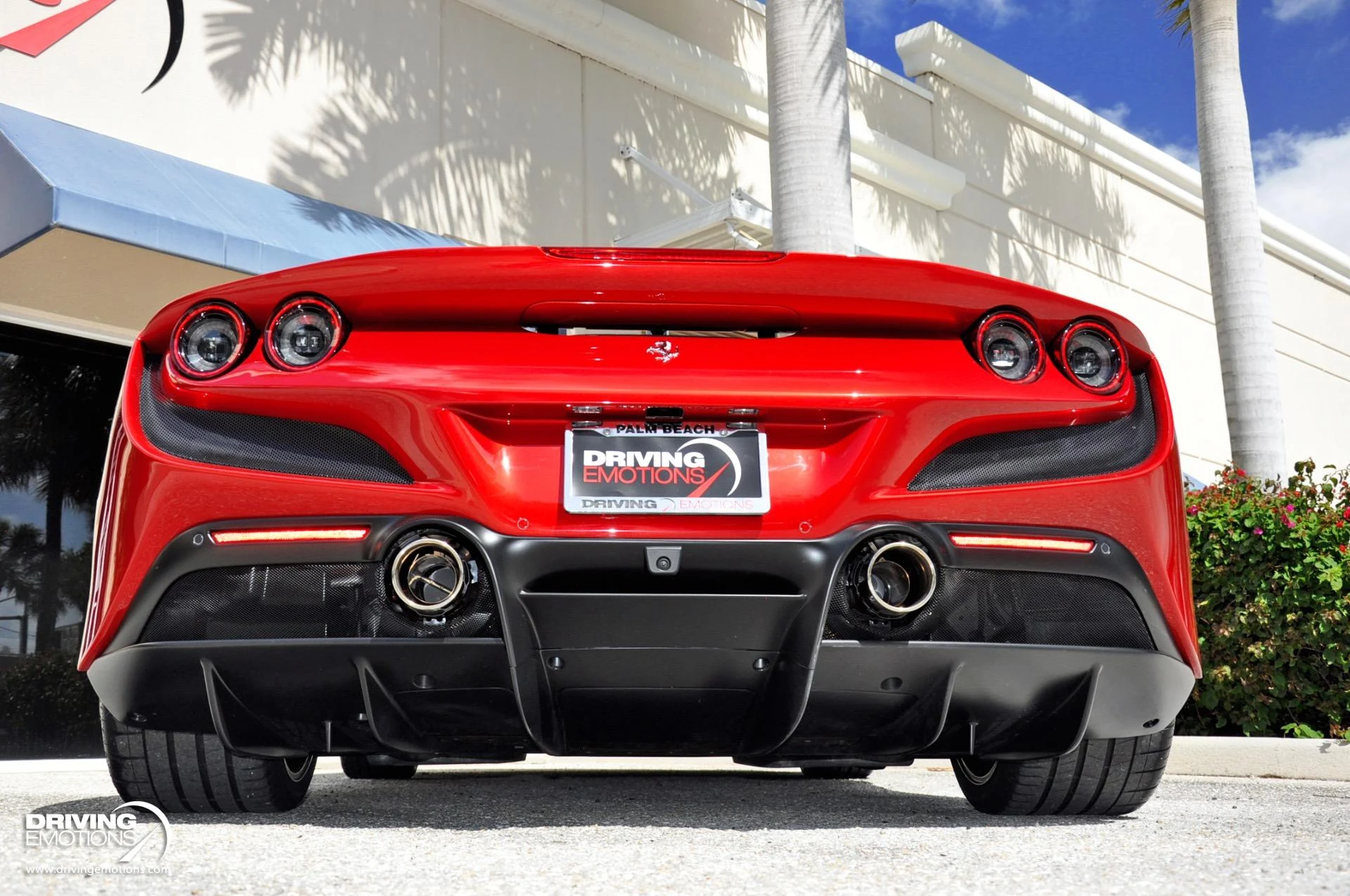 mph031_3600995945_896_p32_l_d3e71af949