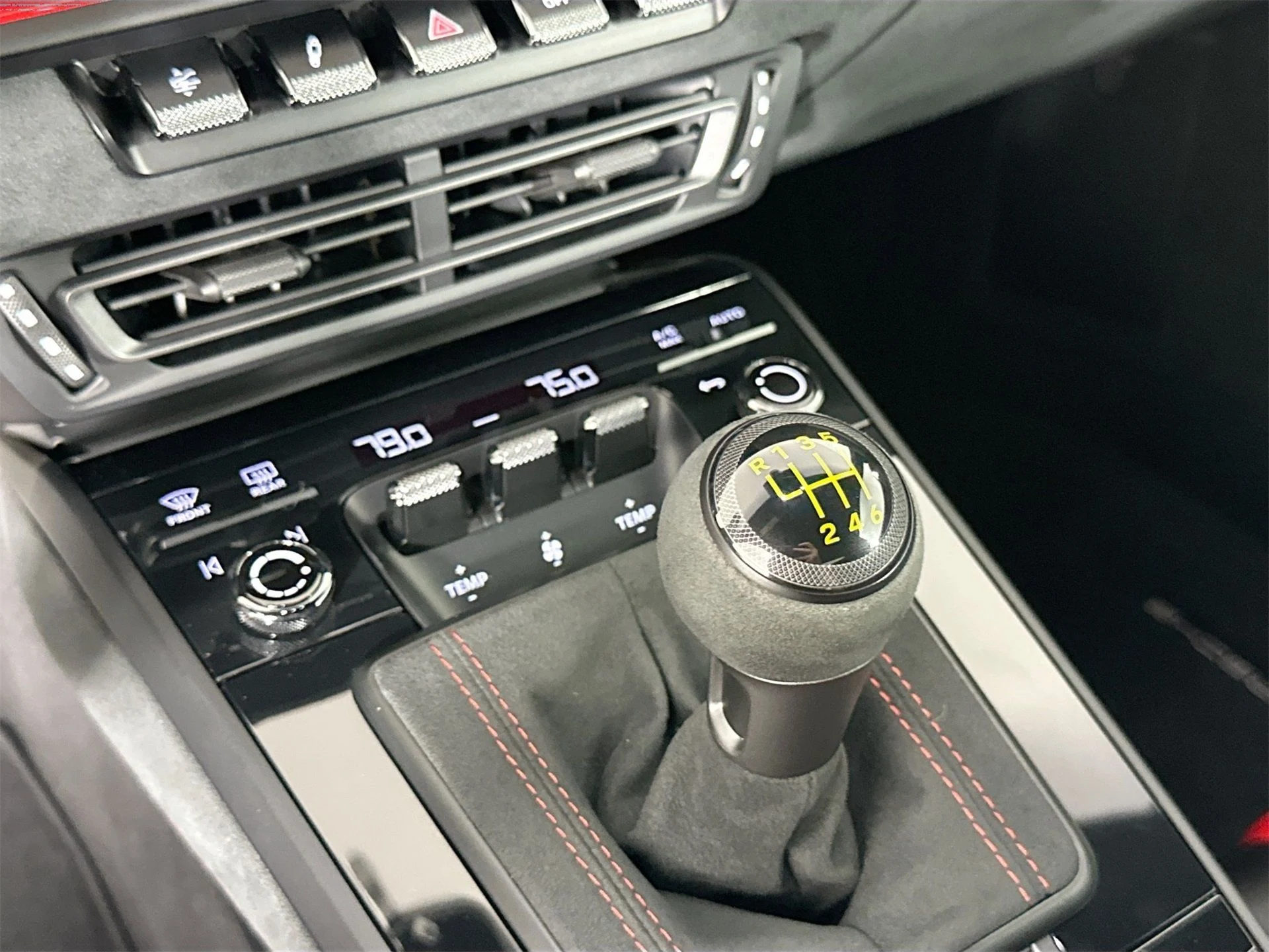 mph031_3617590038_cf7846badb41169af91bf38c6d4f902d_4a7cc85af3