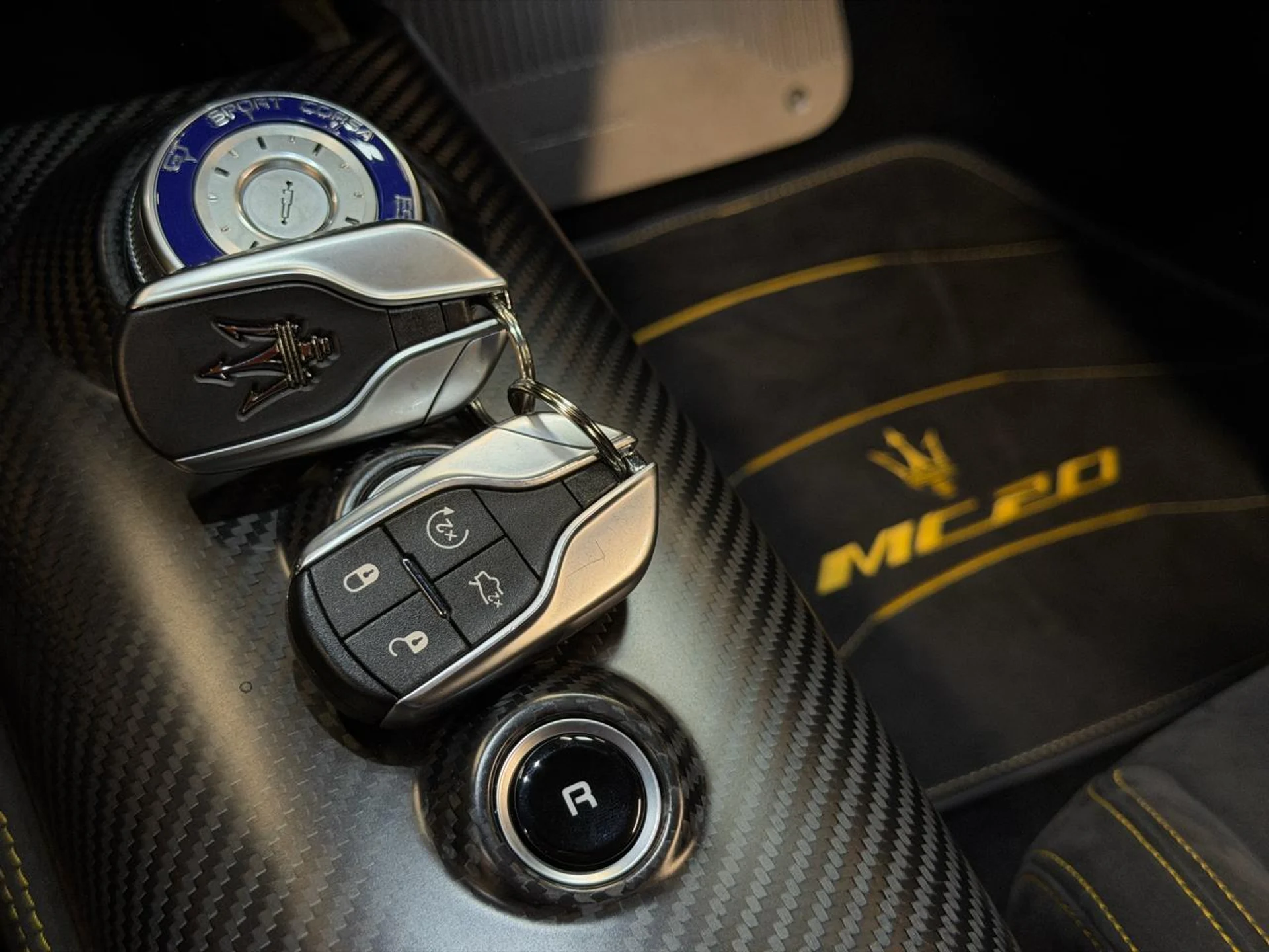 mph031_3628226198_639083966352688375_852b3900ad