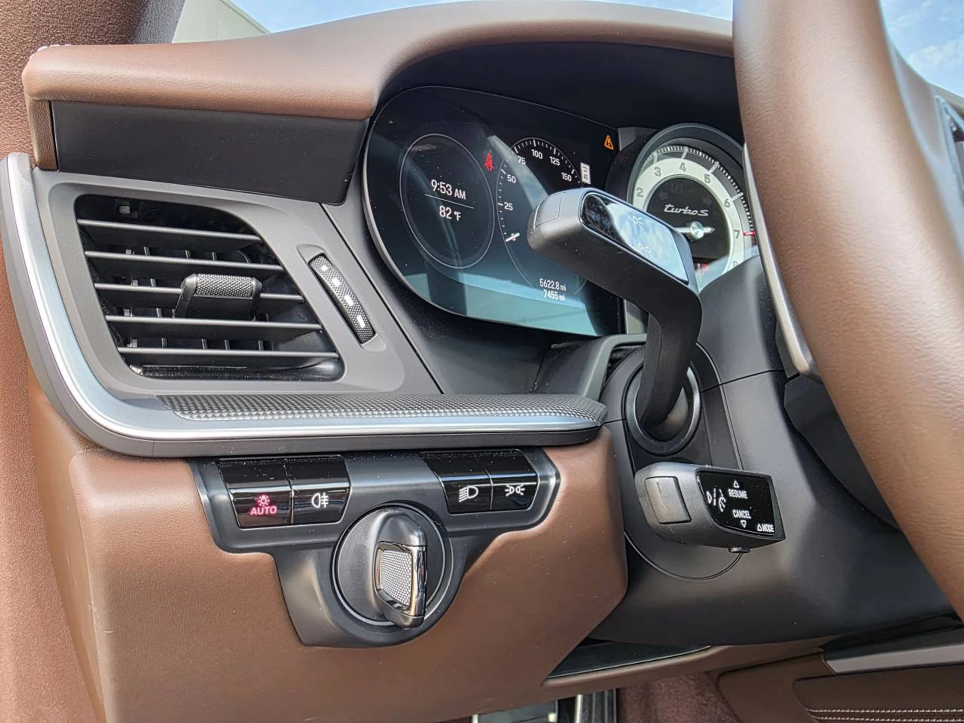 mph031_362945938_1280_6180425fbb