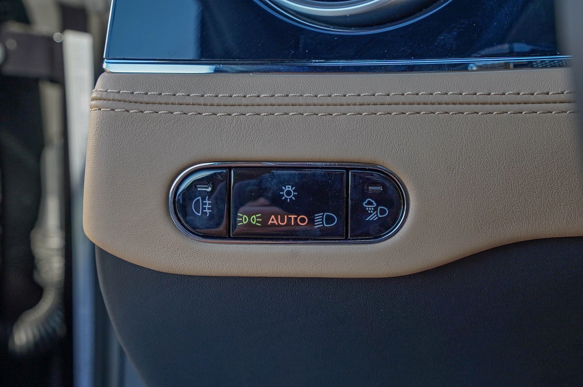mph031_3634545404_Hi_Tech_Luxury_Imports_LLC_SCBDP_4_ZG_6_TC_025074_image_31_c572a78a94