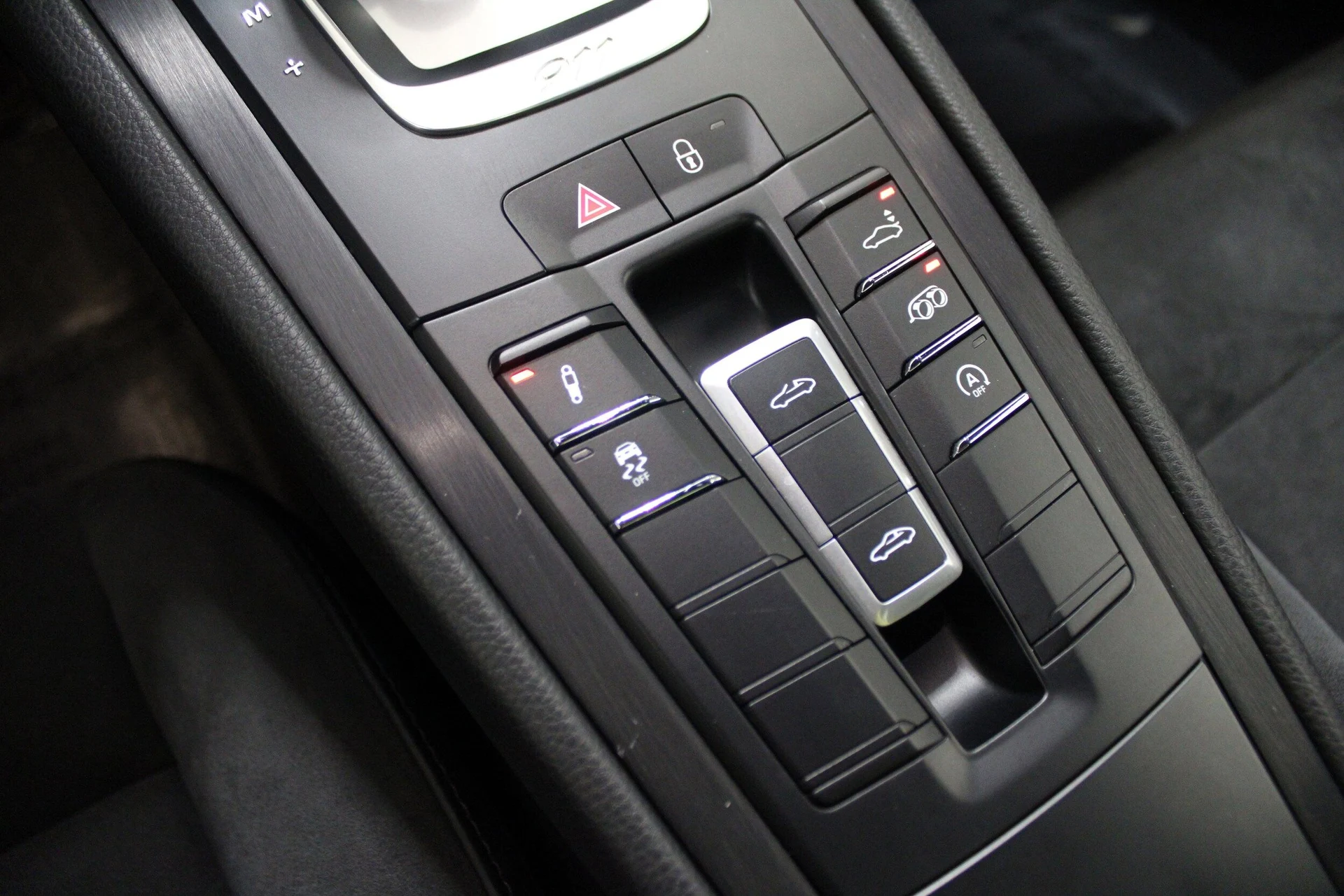 mph031_3647843489_f276816ba6aabeb5b04f8358f442e881x_98d1c599c1