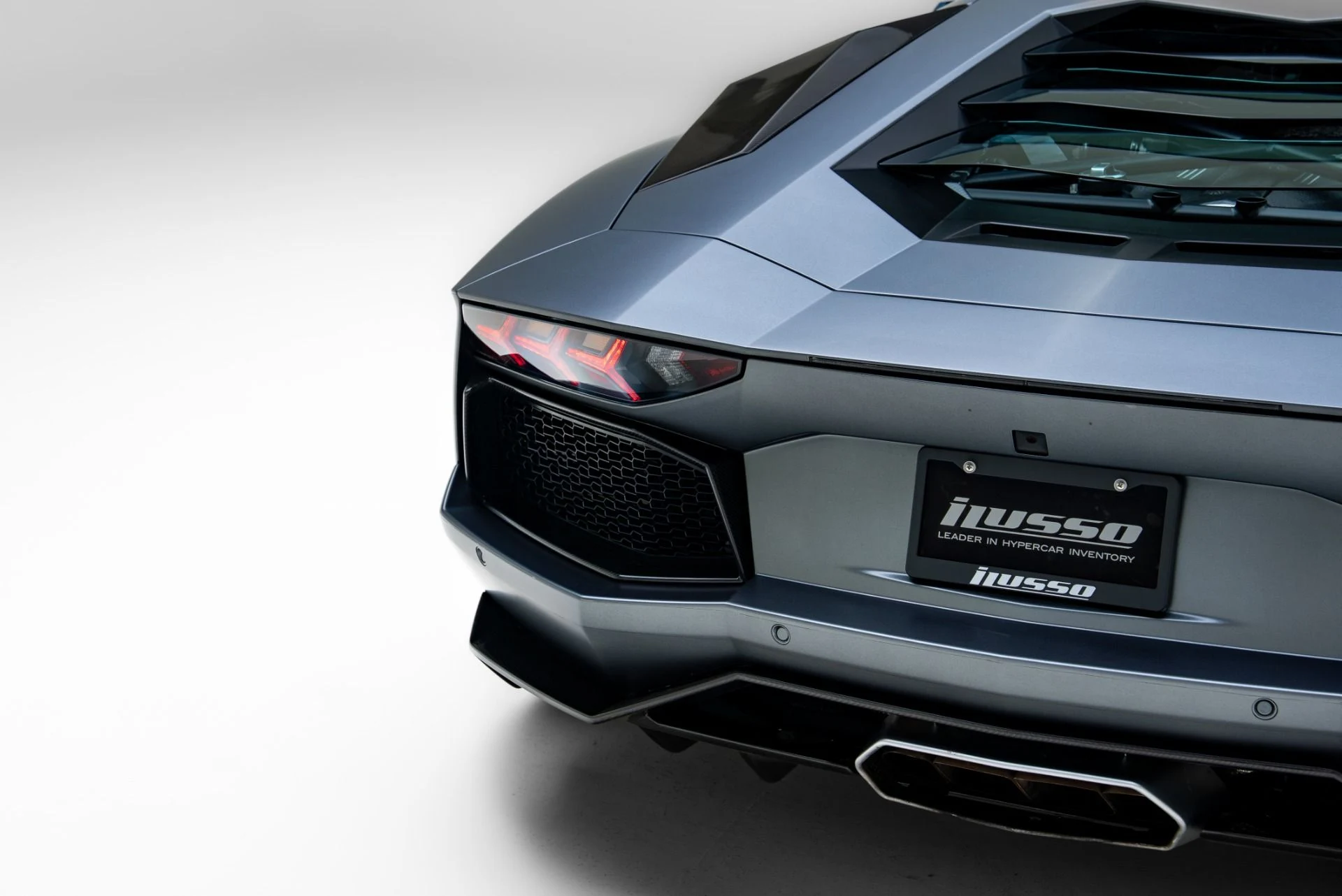 mph031_3649270116_Used_2015_Lamborghini_Aventador_LP_700_4_1778261786_8b92ab2324
