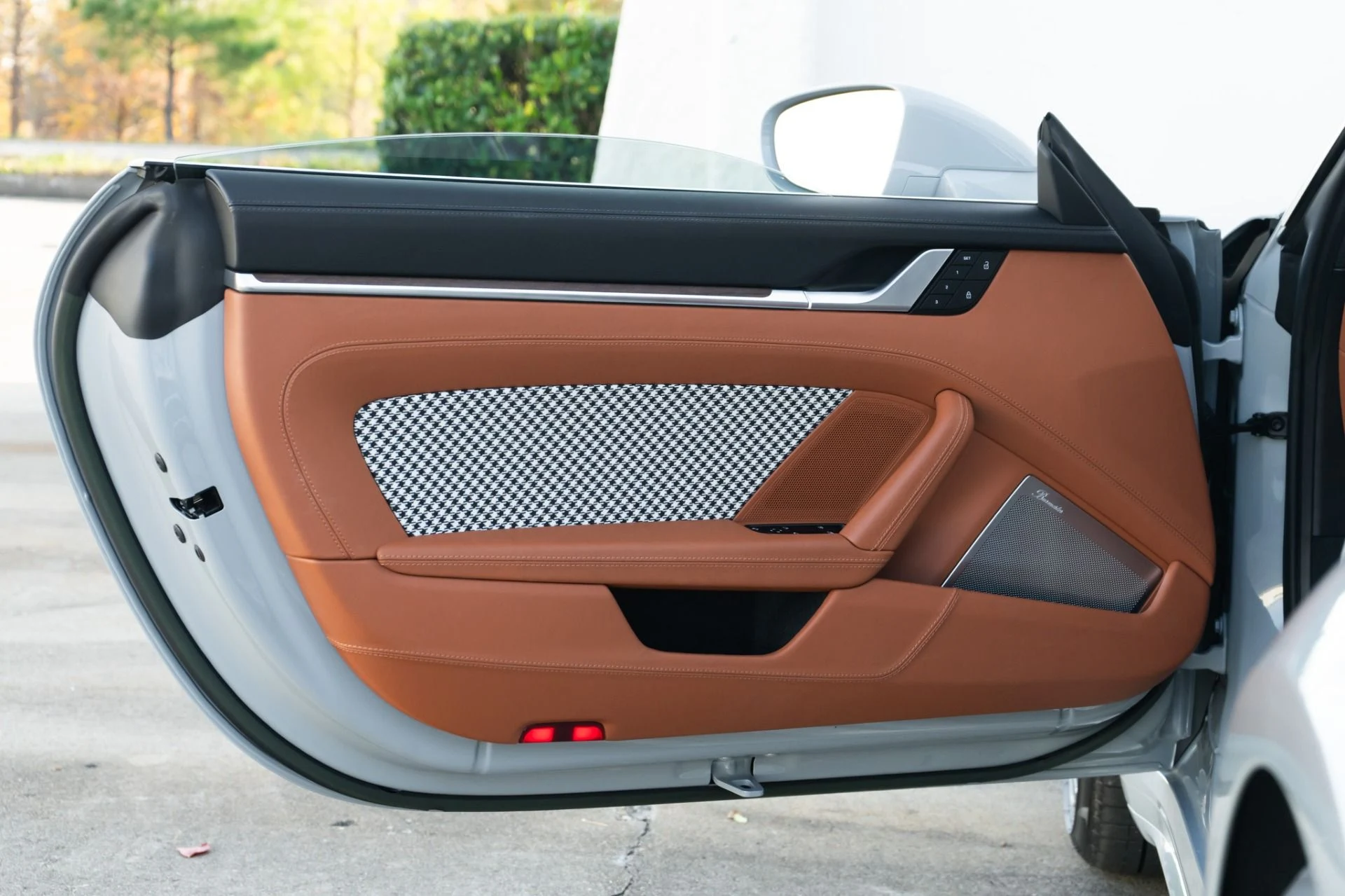 mph031_365045285_Used_2023_Porsche_911_Sport_Classic_1767656411_696d0033ea