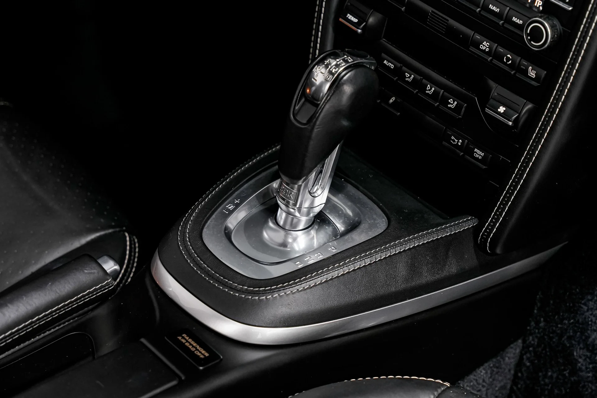 mph031_3655523354_97199ff69d07dcaa9426855ca55e9dc9x_0572921752