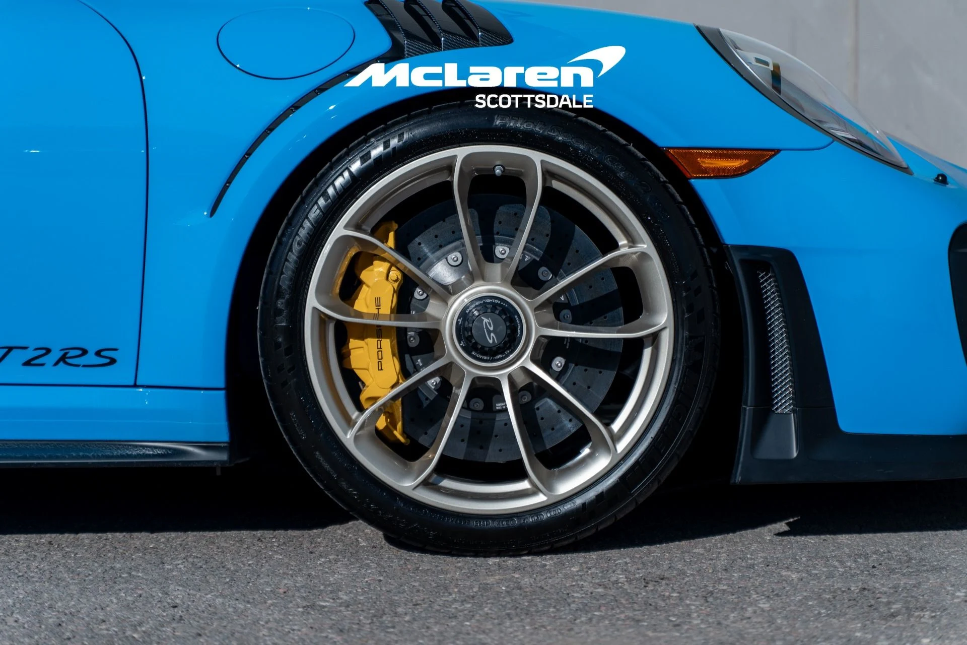 mph031_3658209576_Used_2018_PORSCHE_911_GT_2_RS_1765679545_50ea73ea5b