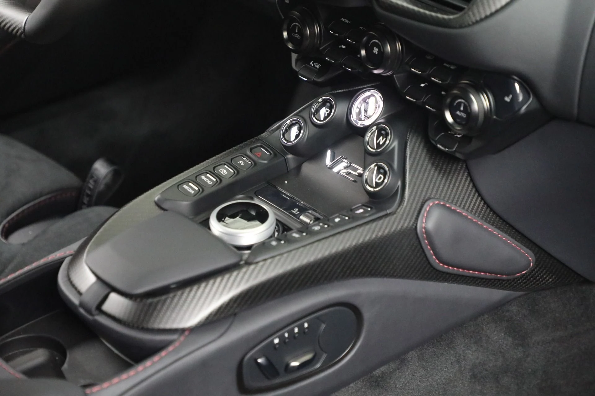 mph031_3664363203_Used_2023_Aston_Martin_Vantage_V12_48132841da
