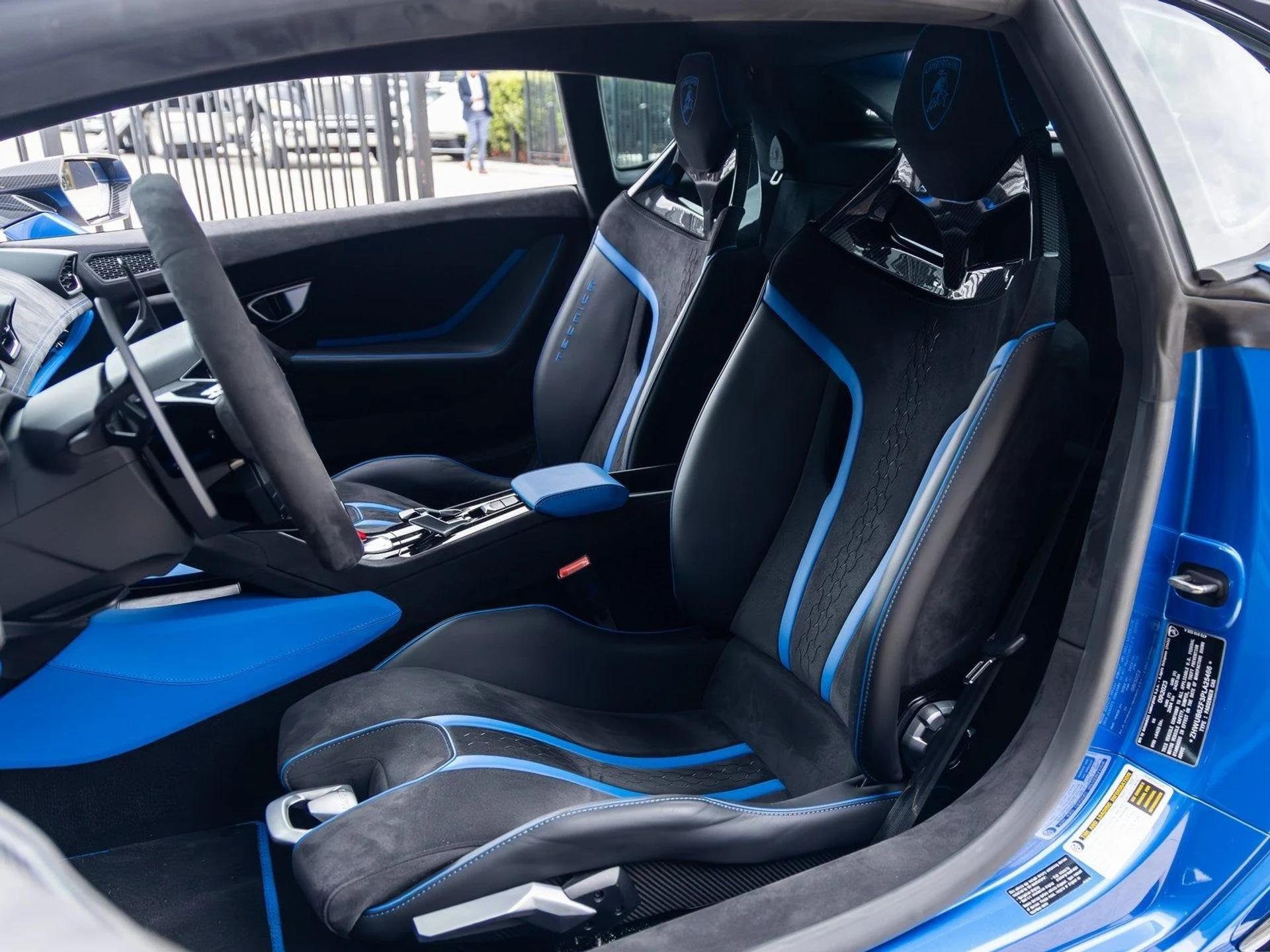 mph031_3664741479_32_1cd4a82114