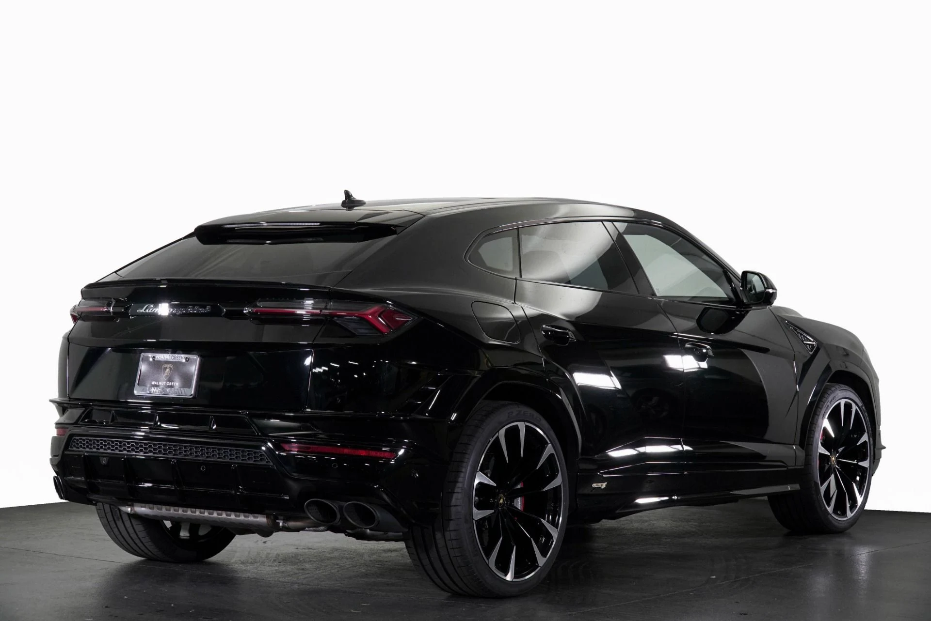 mph031_366940931_Used_2024_Lamborghini_Urus_S_1775152944_22ffb7ded1
