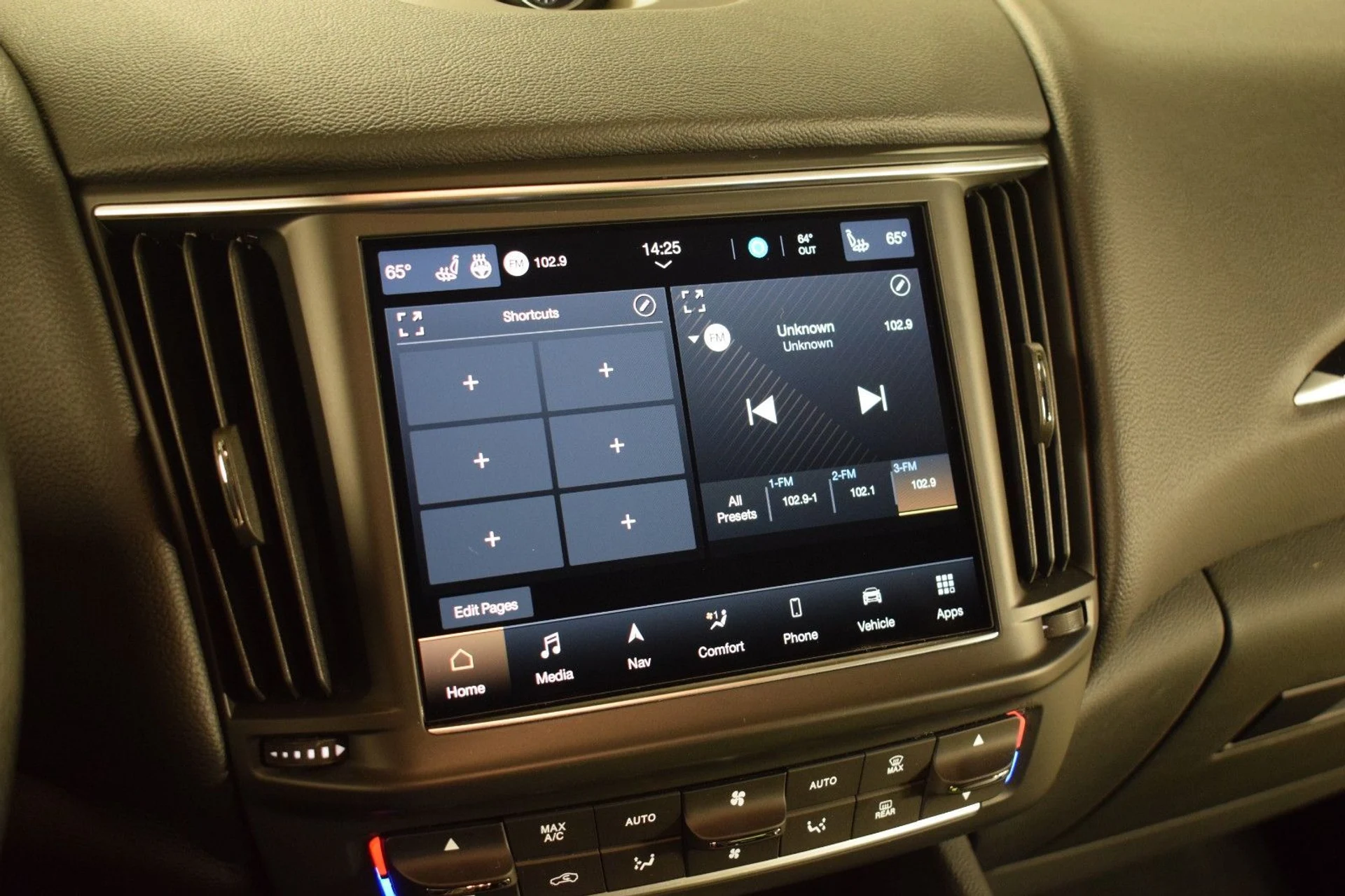 mph031_3673550217_9c7fb236cdd018829fc89e54f18cff82x_6a504ad4de