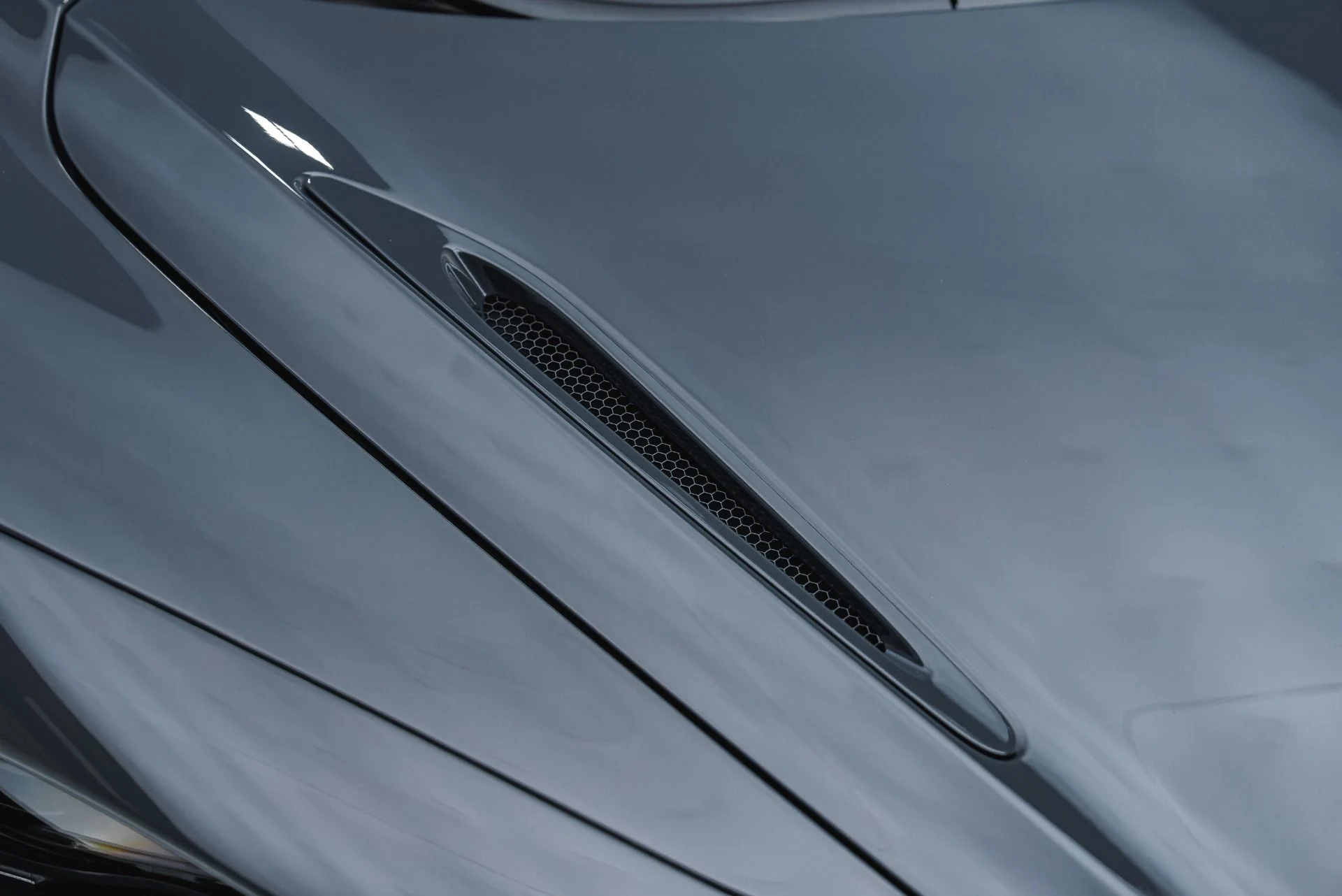 mph031_3675916059_Used_2026_Mc_Laren_750_S_Spider_1791866642_e455123837