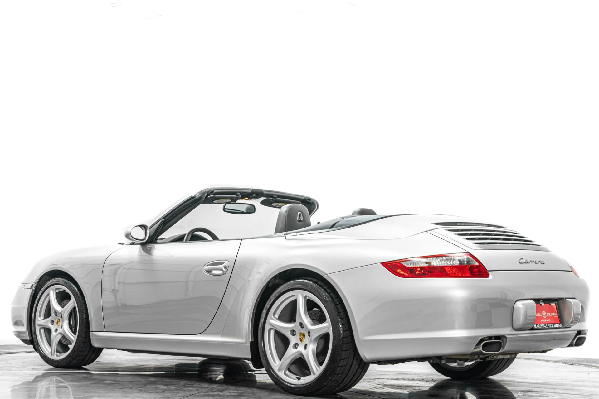 mph031_3682599694_Used_2005_Porsche_911_Carrera_1782410367_48414441ca