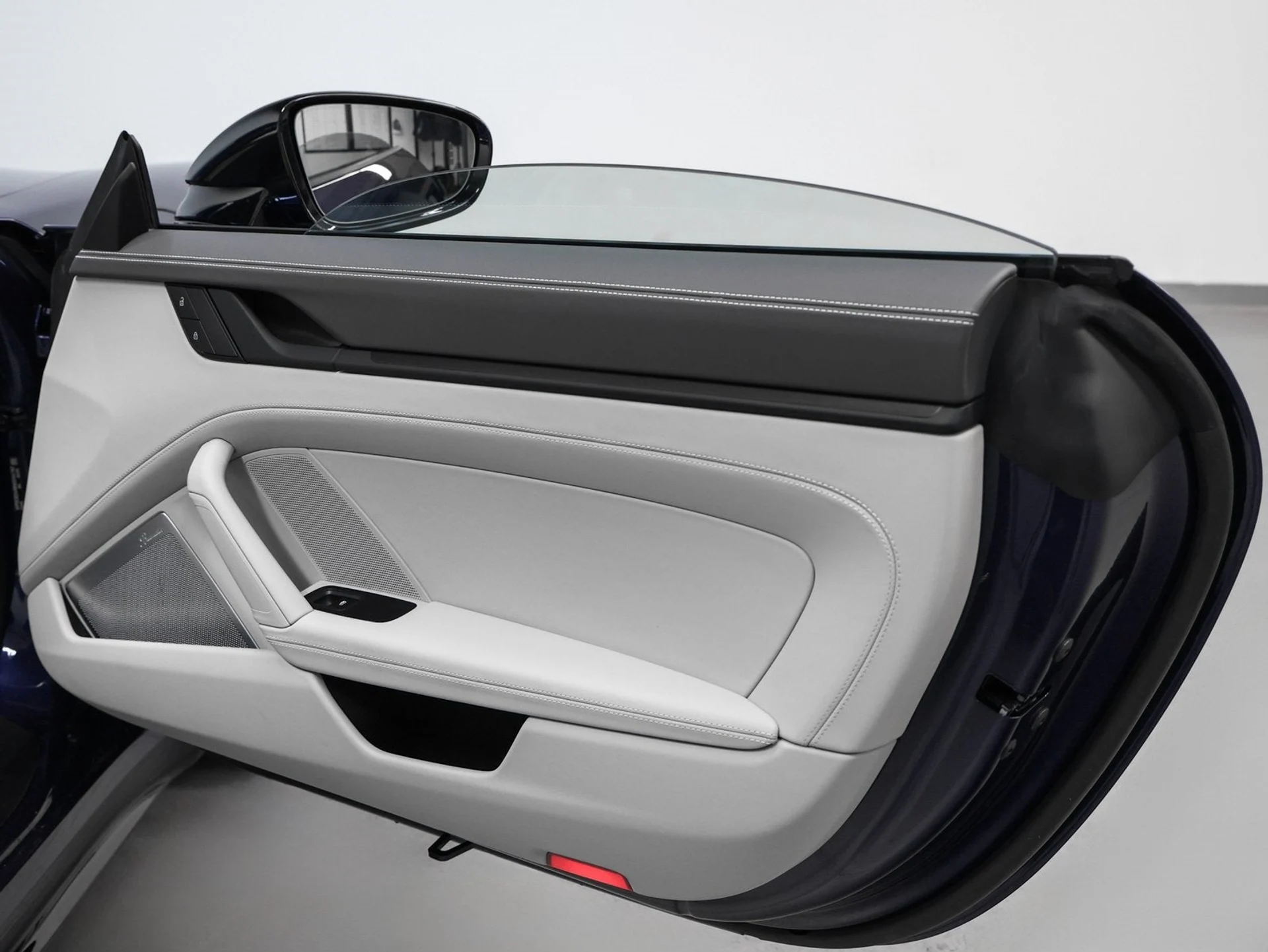 mph031_368707914_32_7c714df329