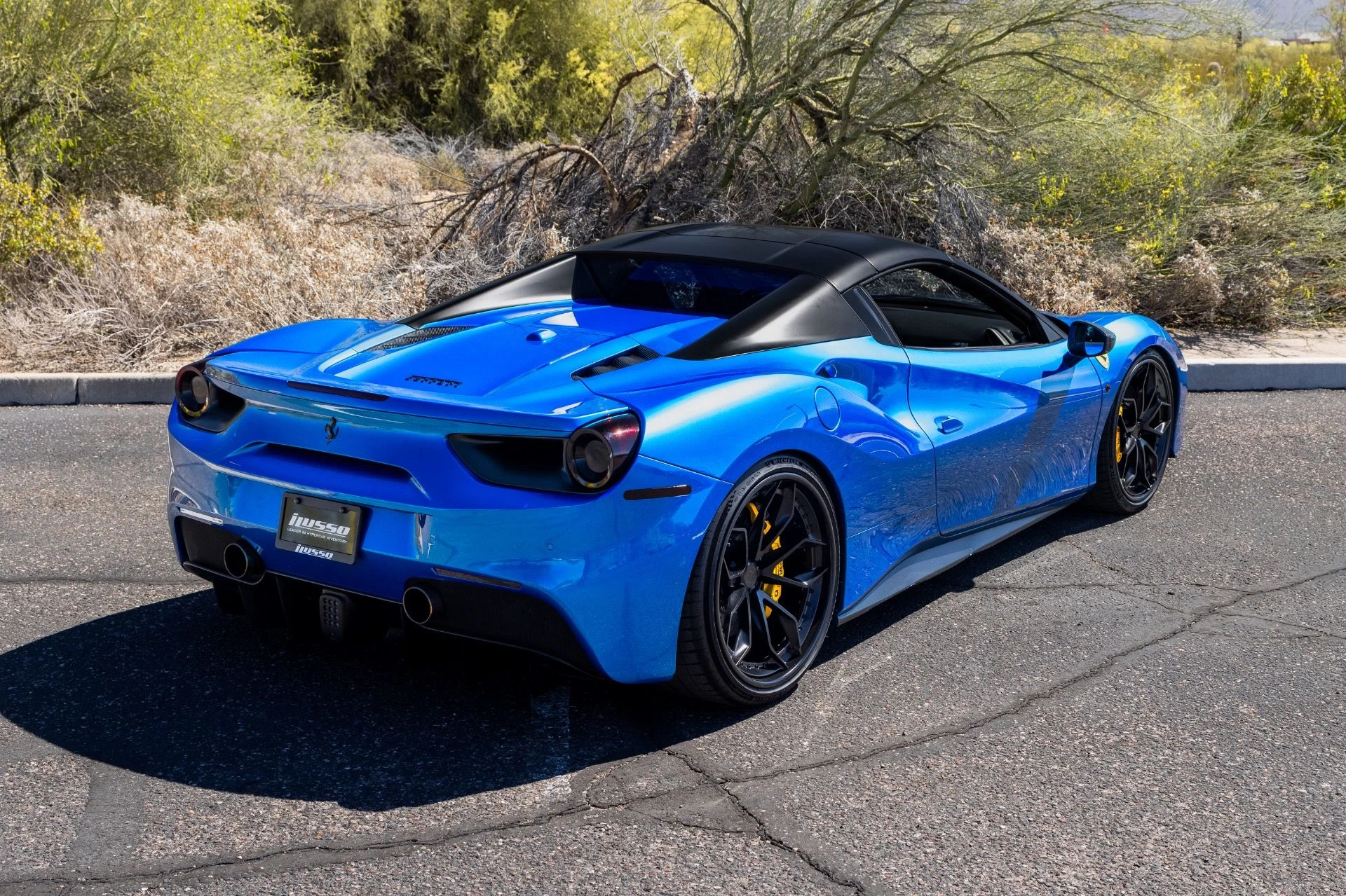 mph031_3690355204_Used_2017_Ferrari_488_Spider_1774722823_0dfae253a1