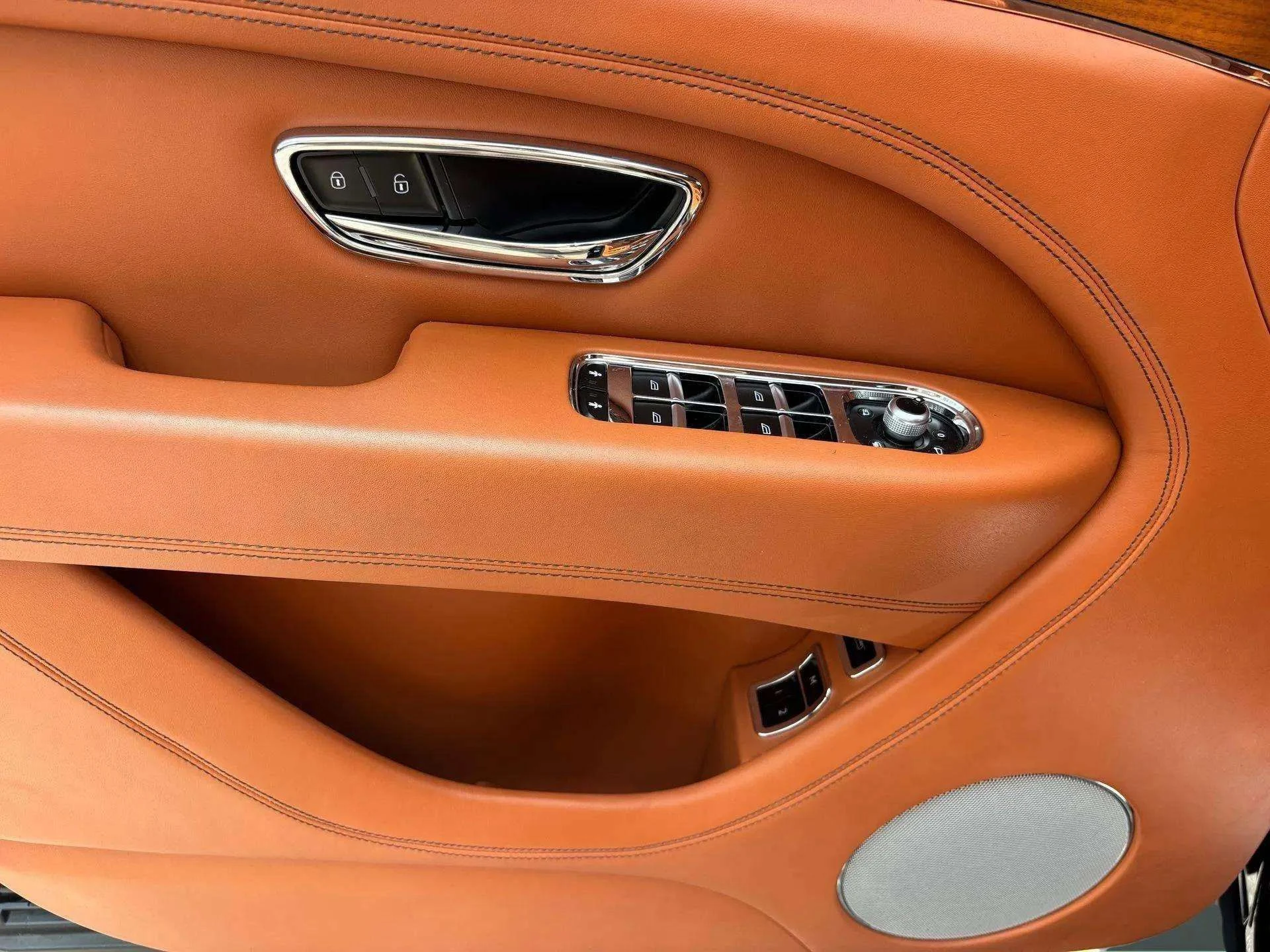 mph031_3693345941_e67c79e38dcf4244a6d24d6b5ae5dc00_dc45ccf5e0