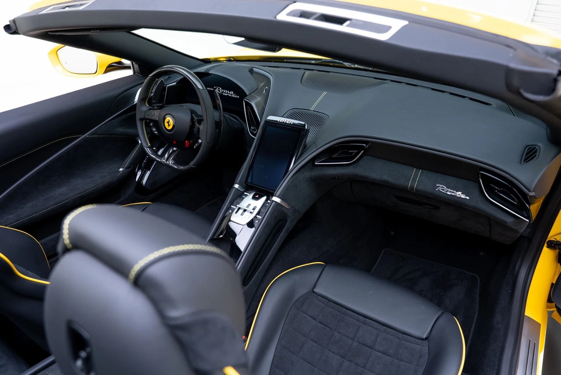 mph031_3698585323_Used_2025_Ferrari_Roma_Spider_1768435036_d47d3fdb2e