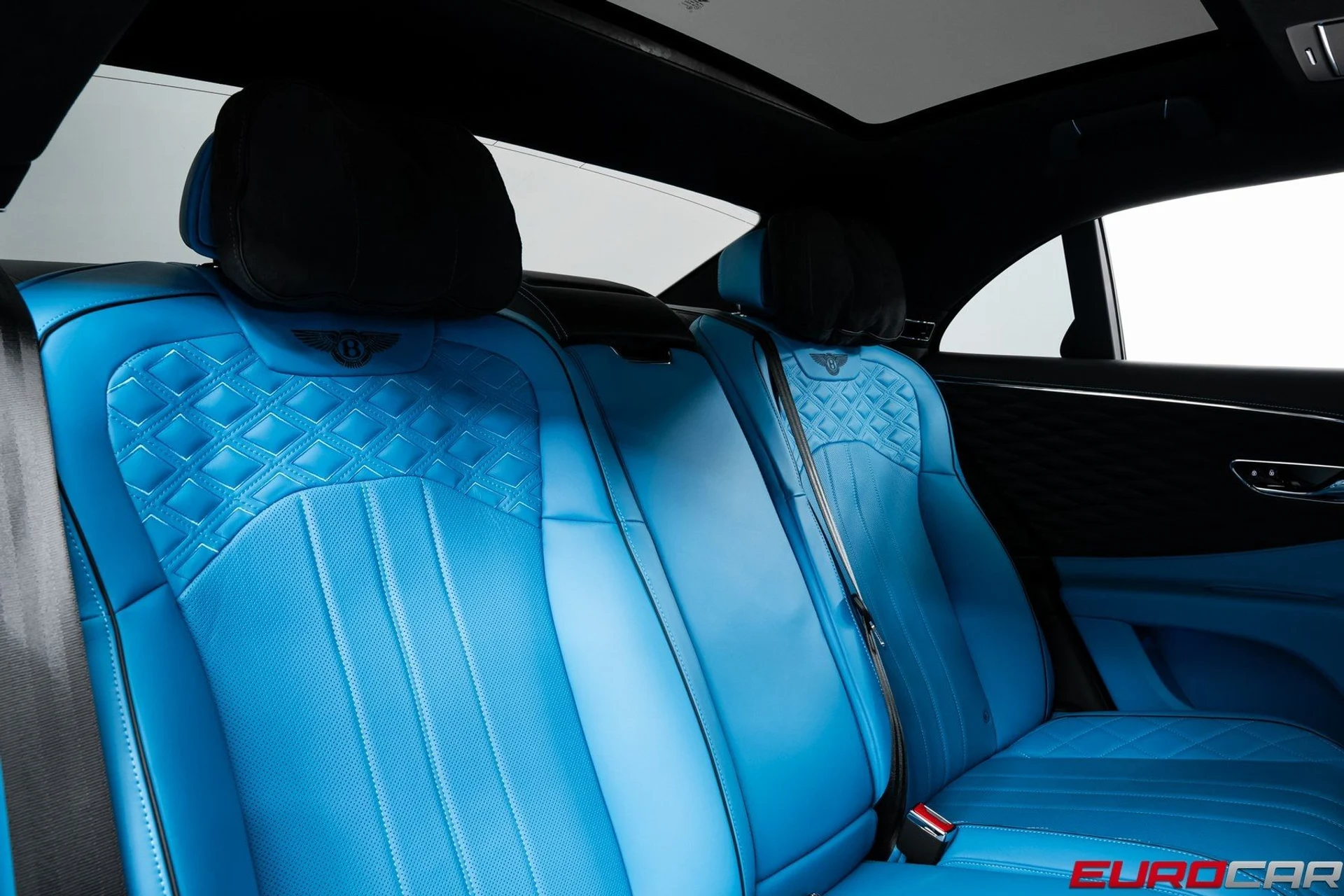 mph031_3704665763_image_32_81f142fc55