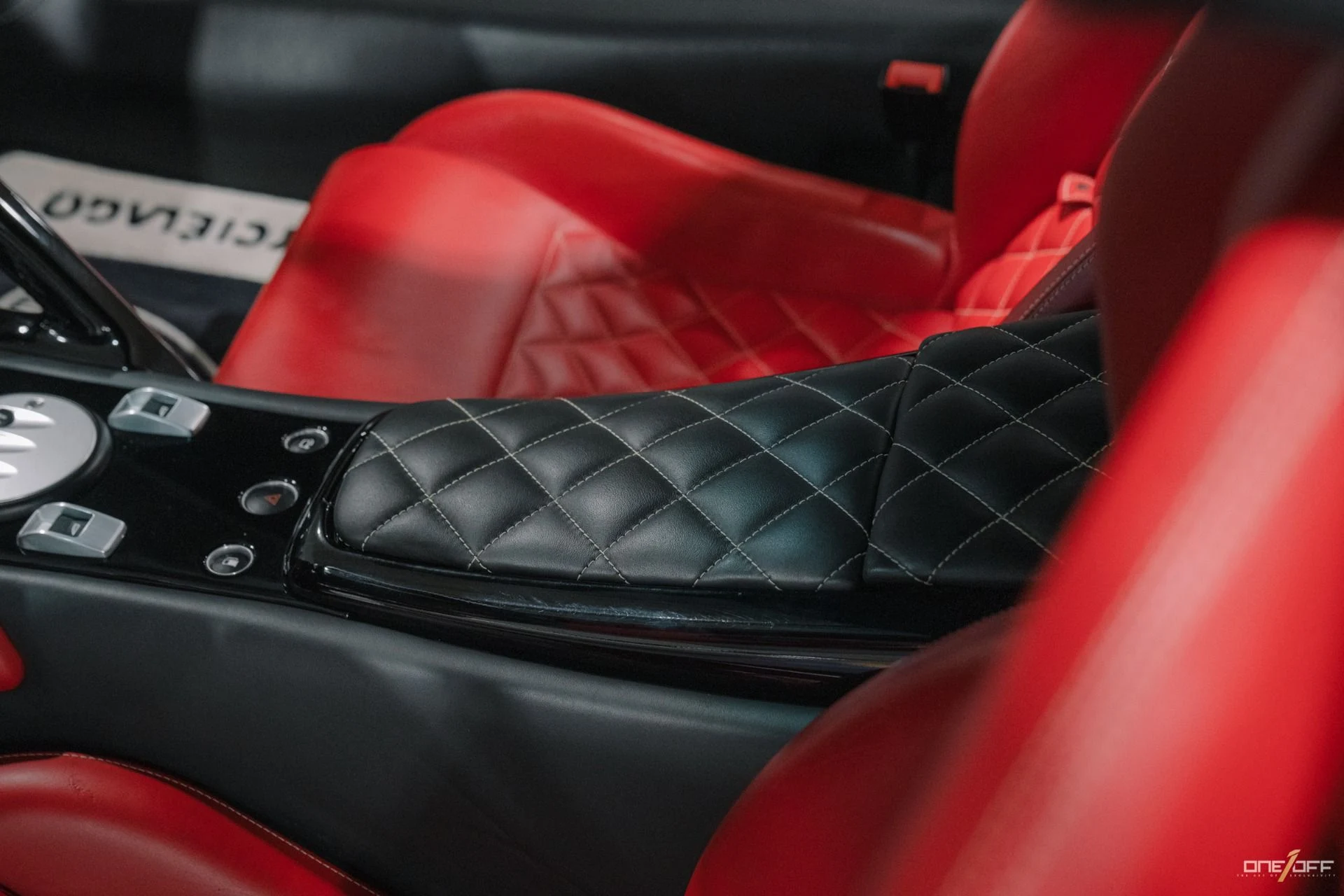 mph031_372319632_Used_2009_Lamborghini_Murcielago_LP_640_in_Balloon_White_over_Red_Interior_w_Front_Lift_1754598770_0a988f0cb0