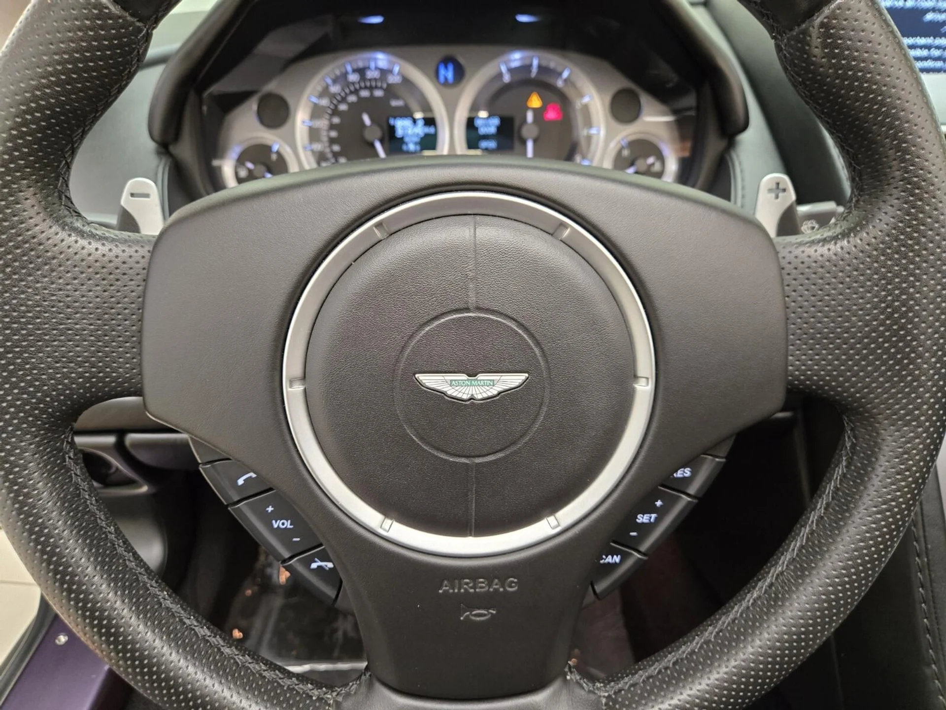 mph031_3739960513_Used_2008_Aston_Martin_V8_Vantage_1753163943_613aed7584