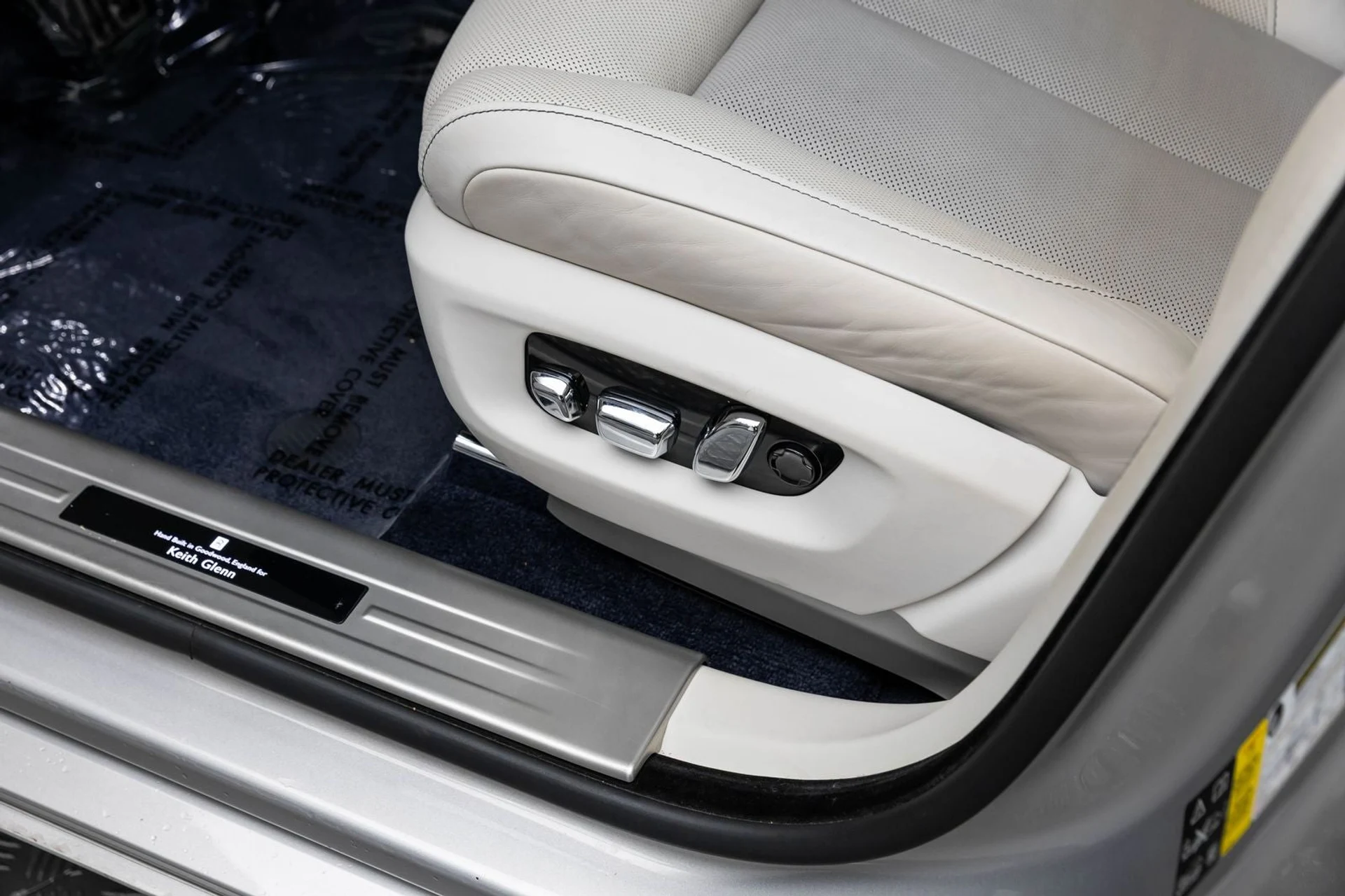 mph031_3754334892_32_437cb5fb43