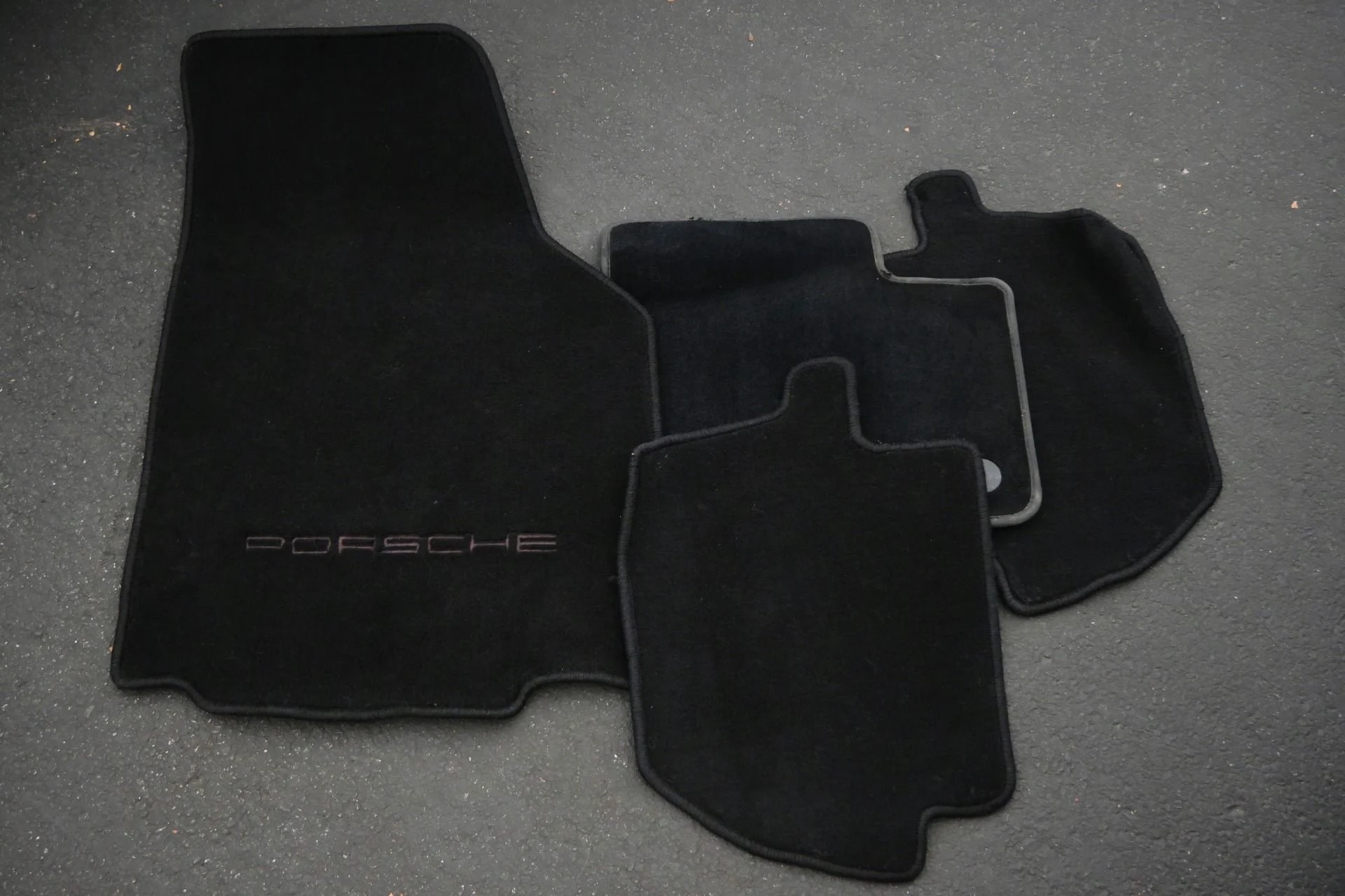 mph031_3756559390_Used_2000_Porsche_911_Carrera_Cabriolet_6_Speed_Manual_Sport_Classic_Wheels_Well_Optioned_1764950481_3396c7a58f