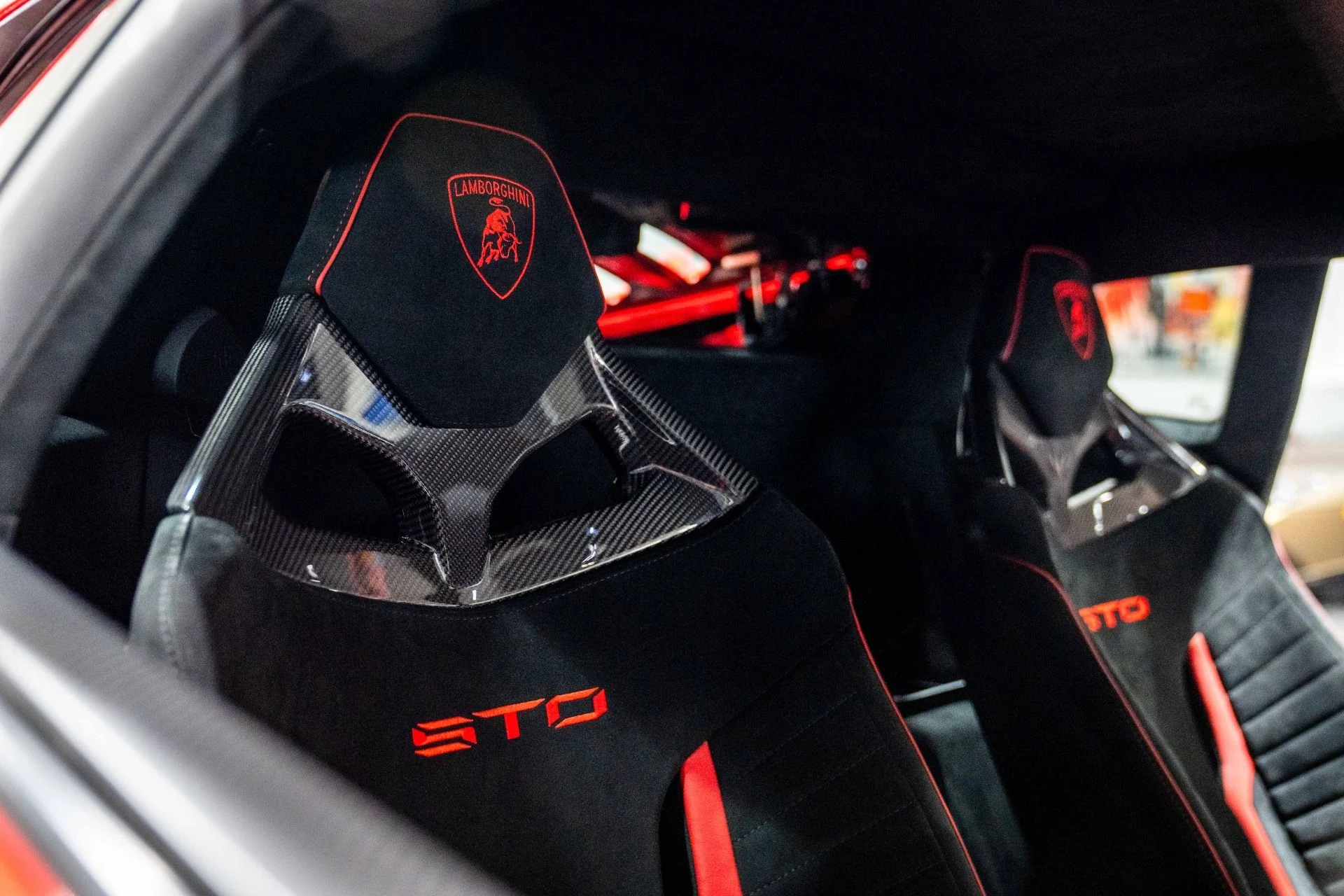 mph031_376348753_Used_2022_Lamborghini_Huracan_STO_Ad_Personam_Paint_1767634338_b46cb57068