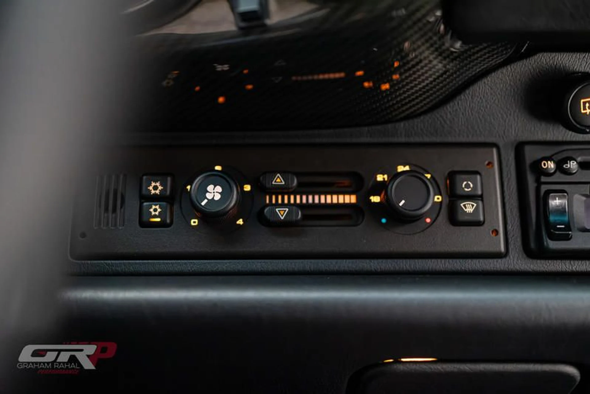 mph031_3769397101_3_CF_705_A2_4_A31_470_D_AA_03_1_DB_2_D32_AE_005_ea28f9a7c1