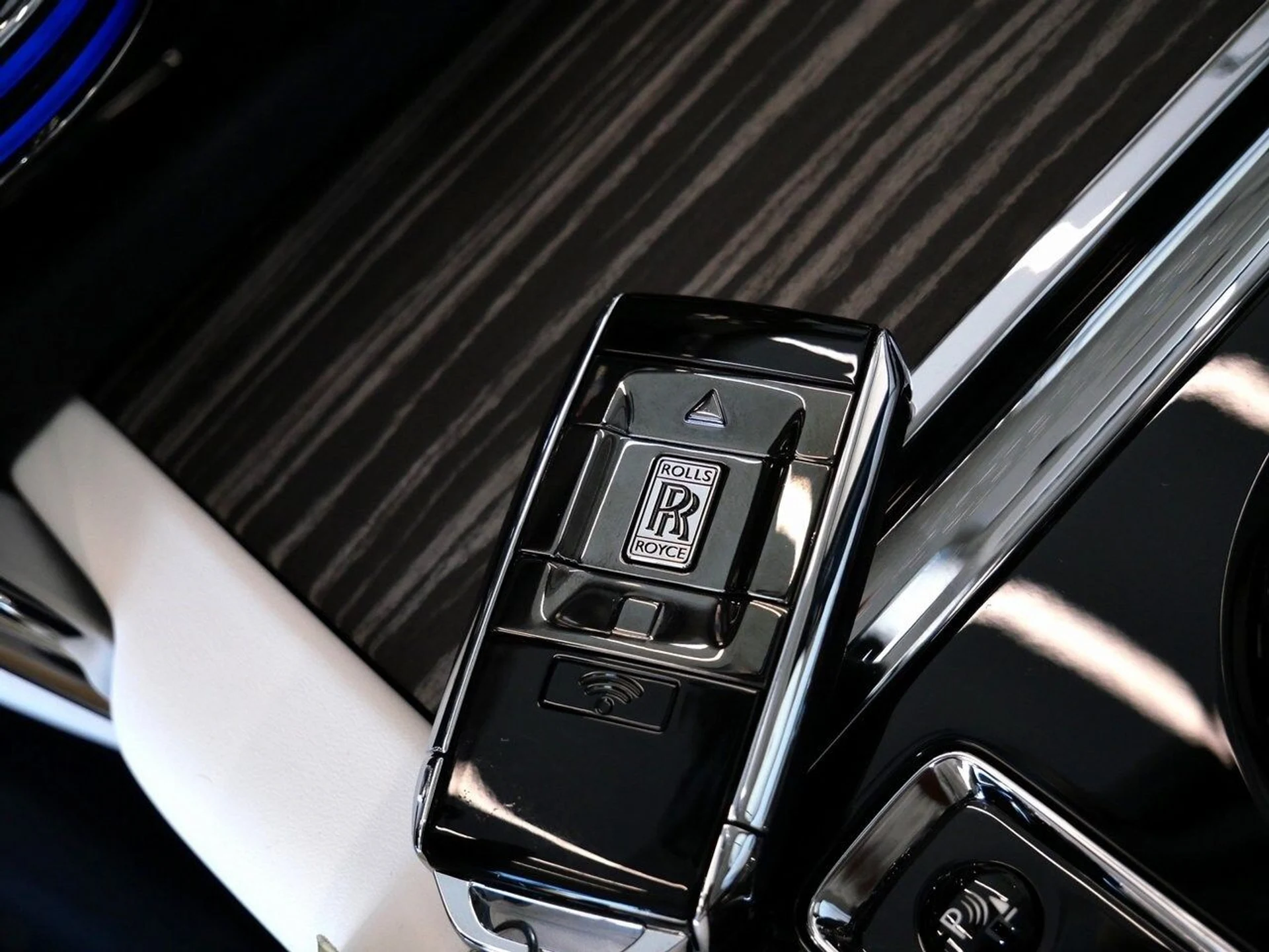 mph031_377327153_a6cca65c681aa657ca06d5330aa7e792x_02444fecf5