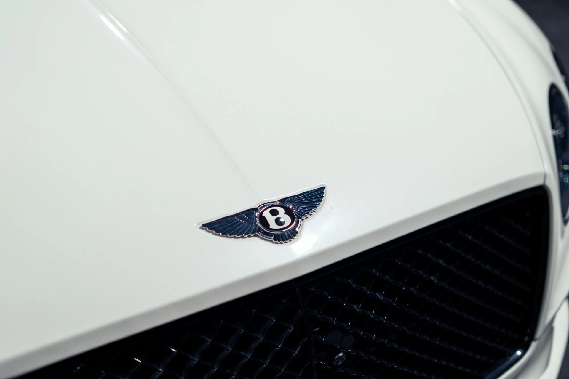 mph031_3775257505_Used_2022_Bentley_Continental_GT_Speed_384040_MSRP_Carbon_Exterior_Mulliner_1782854596_aeb309ab54