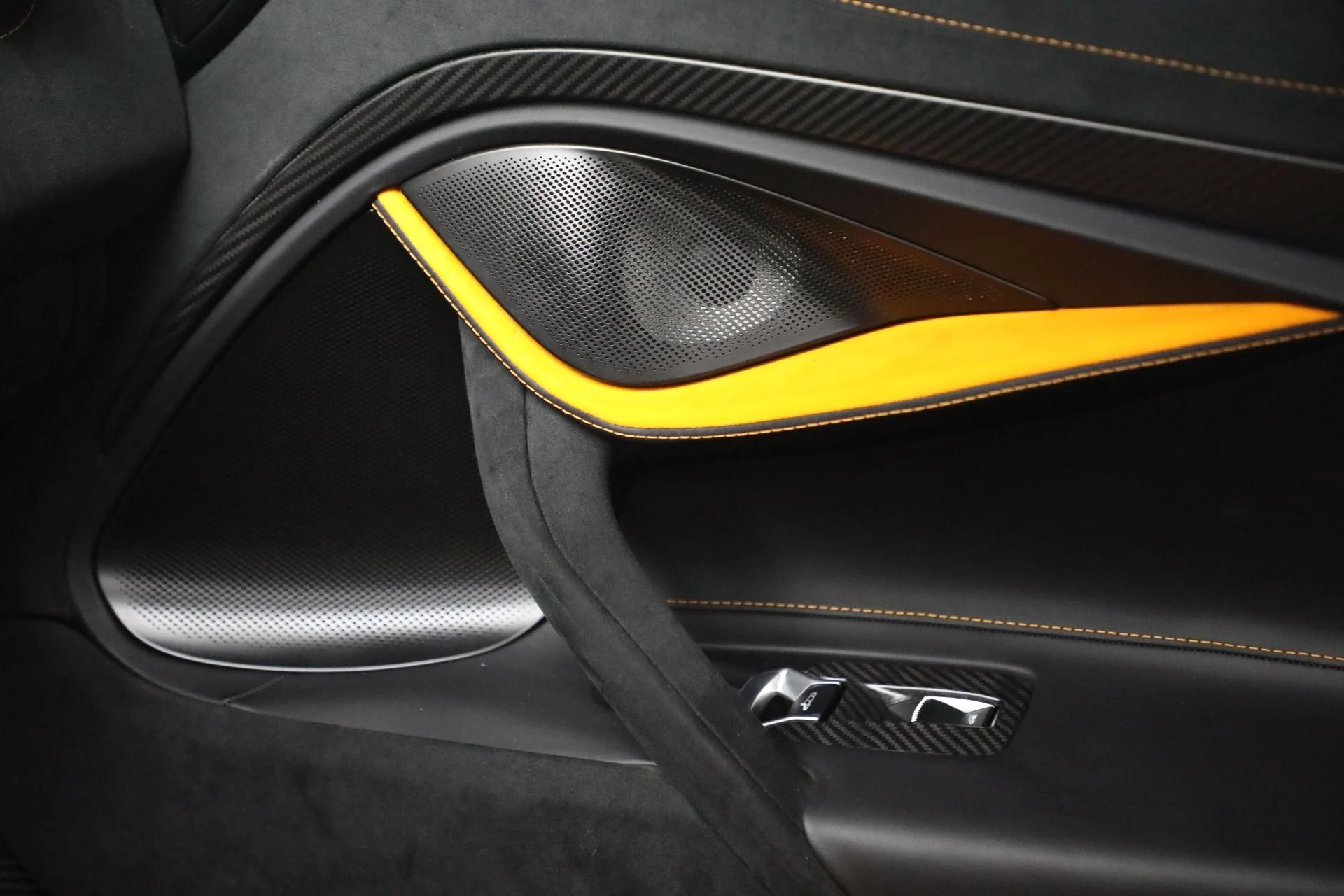 mph031_3782839129_Used_2024_Mc_Laren_750_S_Performance_22f4ca3cb2