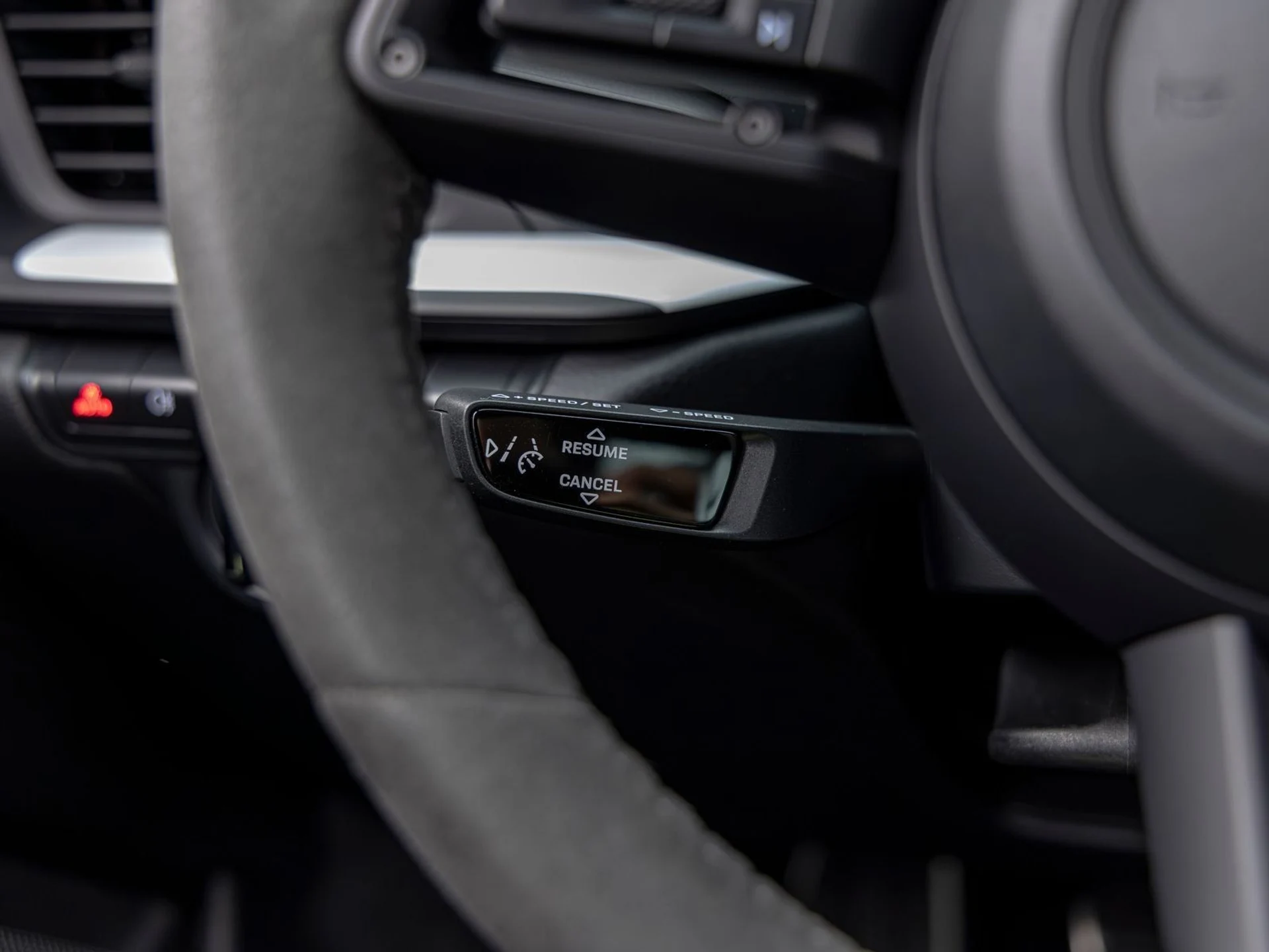 mph031_3787918563_32_e139831fba