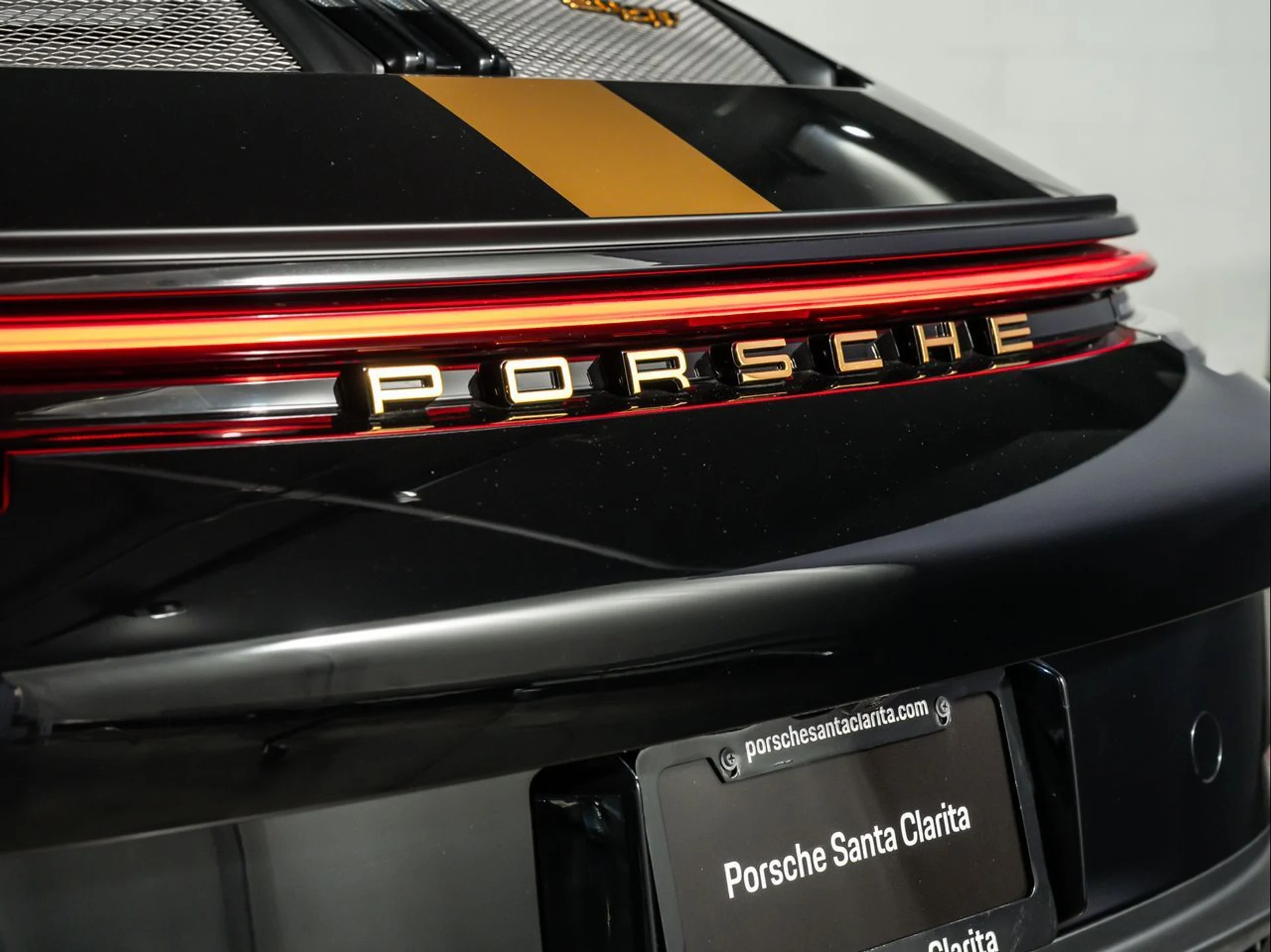 mph031_379096629_554930f08aec17f9c48ce386ba4ae43d_58b1aff501