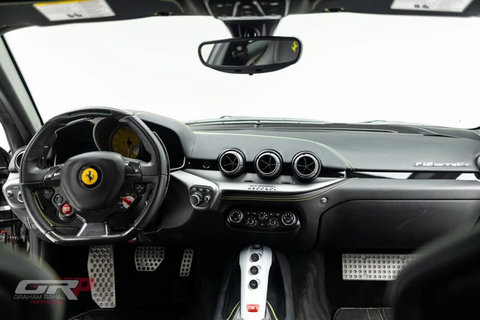 mph031_380494645_EFA_724_CF_DA_32_4_A0_A_90_A9_6_C6_EE_49_E217_B_2f9463ab3d