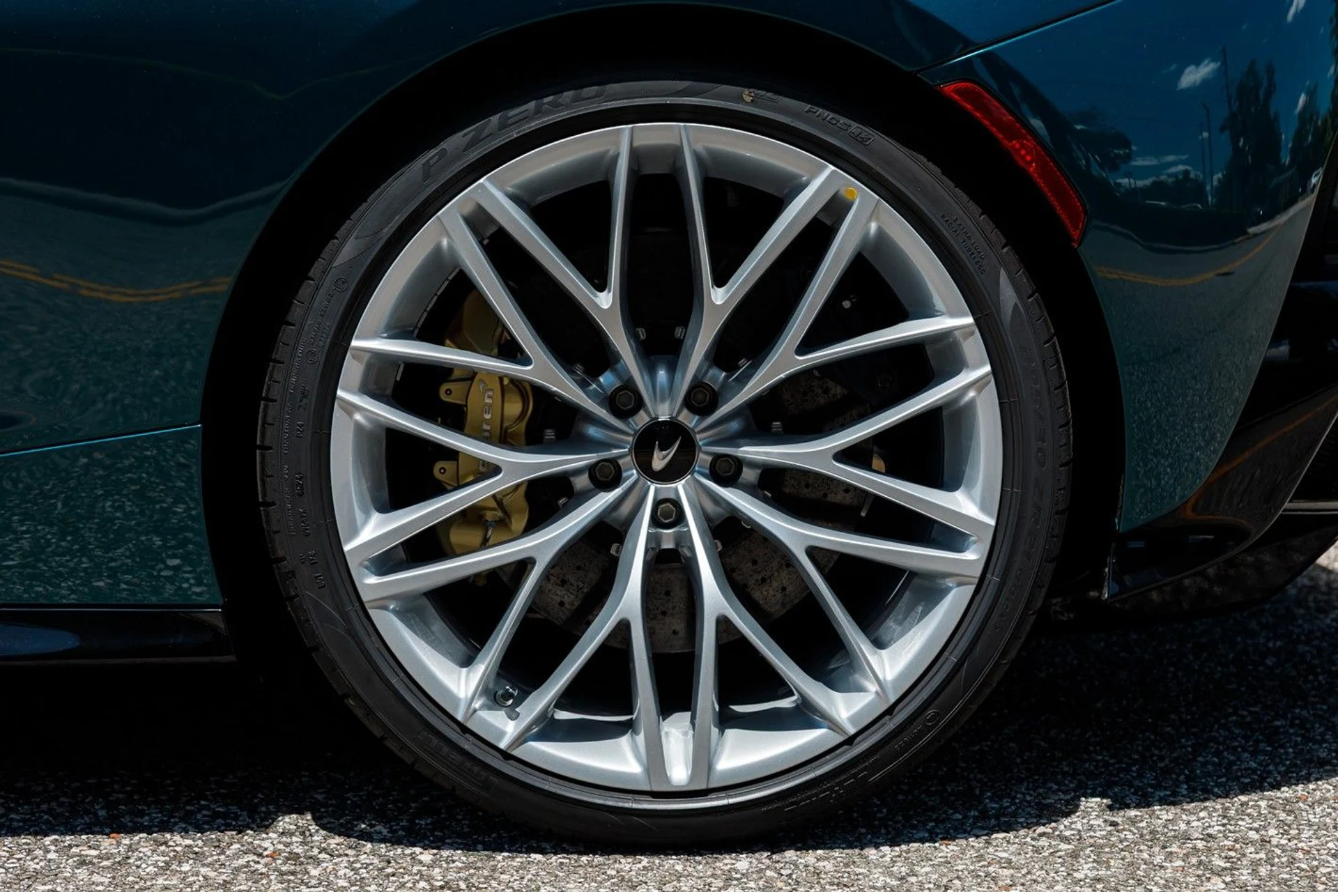 mph031_3808676458_672_p32_l_239c589b32