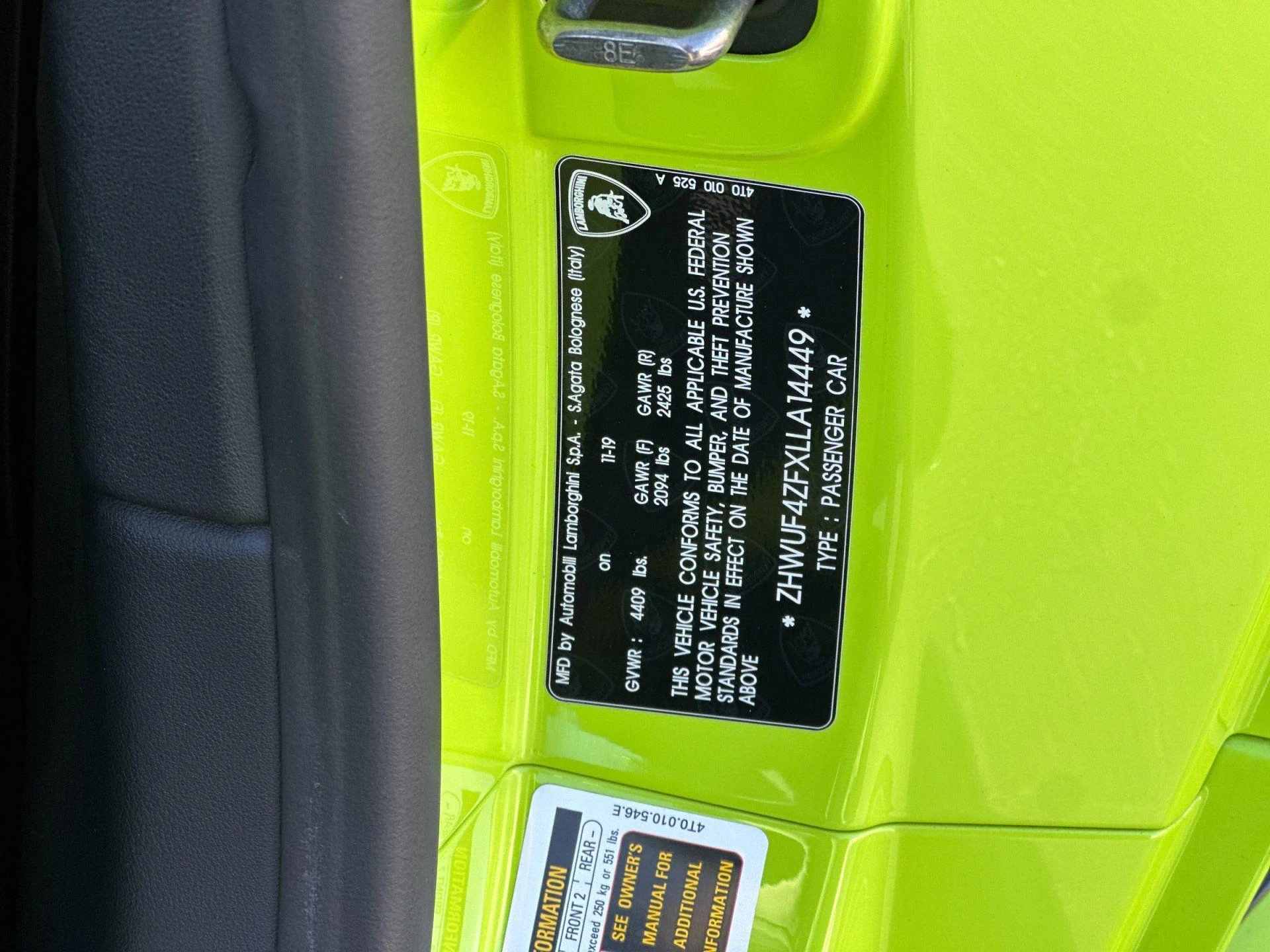 mph031_3811196538_Used_2020_Lamborghini_Huracan_EVO_1772634319_8b2f7121cc