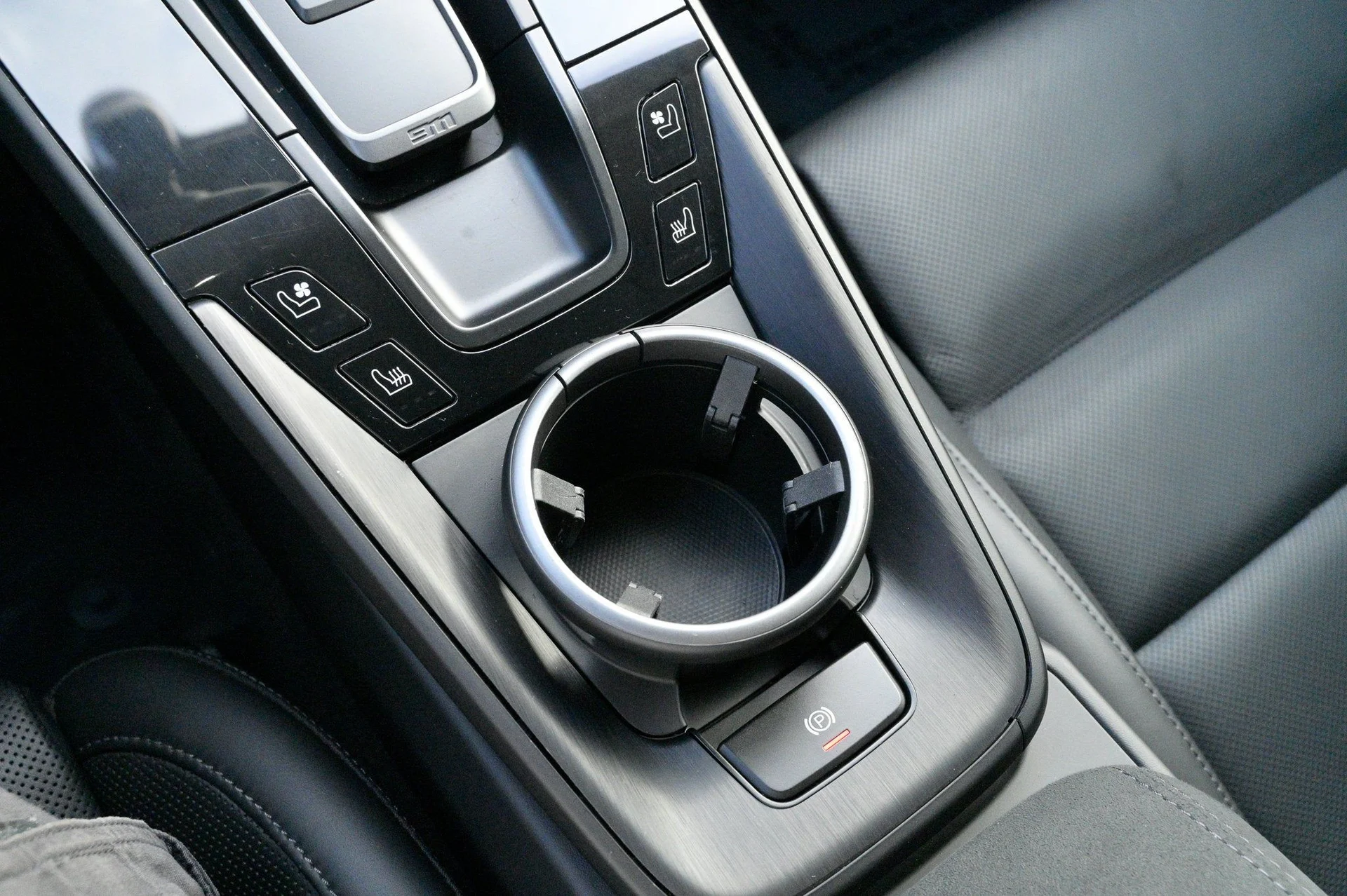 mph031_382034679_efdbc990ae5f4bf9a41f4f742ca8d503_aa97de29e0