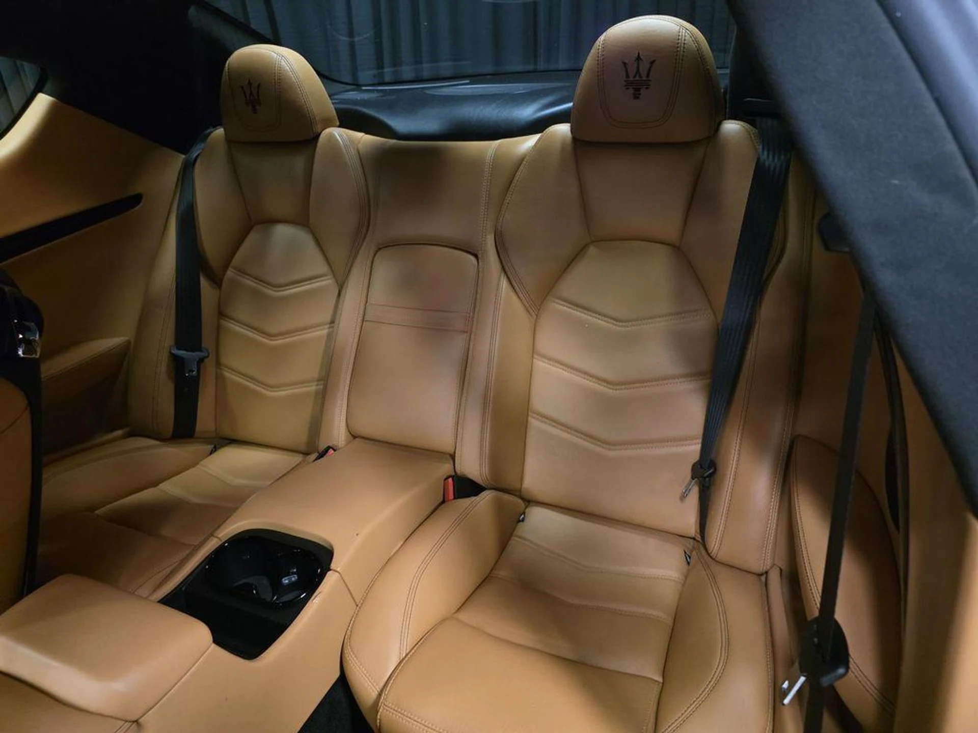 mph031_3826163476_Lxn_Uq0_Fn_Bl_ELA_Pp_LN_N_Dr_Hc_Tih_A_dd6b48d55d