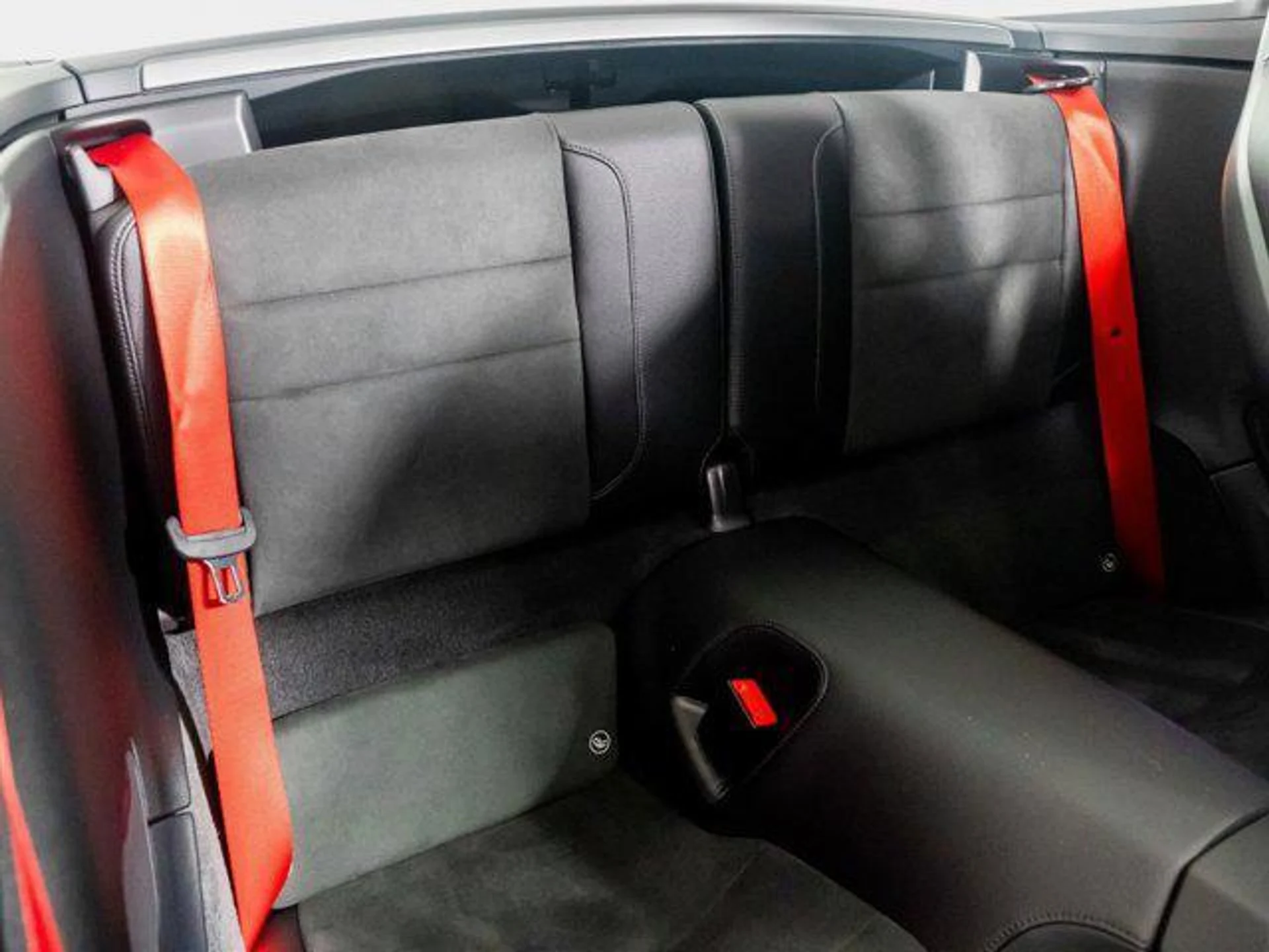 mph031_383614574_ibi6_A_K_Lse_PN_h7_Y2_blh_GZ_25w_5c214f44e9