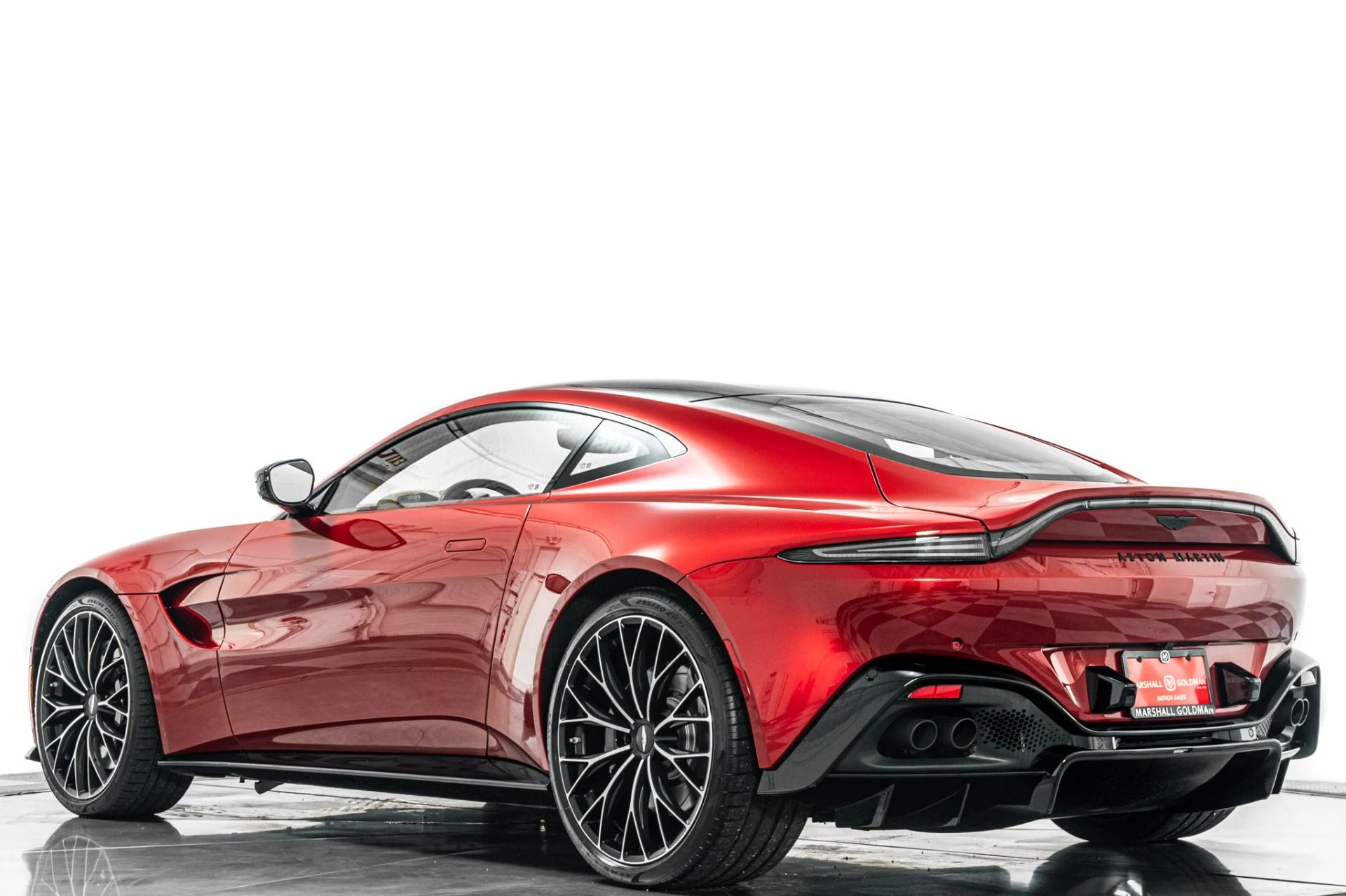mph031_3858605911_Used_2023_Aston_Martin_Vantage_V8_Diamond_Turned_Wheels_Black_Packs_Contrast_Stitching_1783518748_bb78db55b6