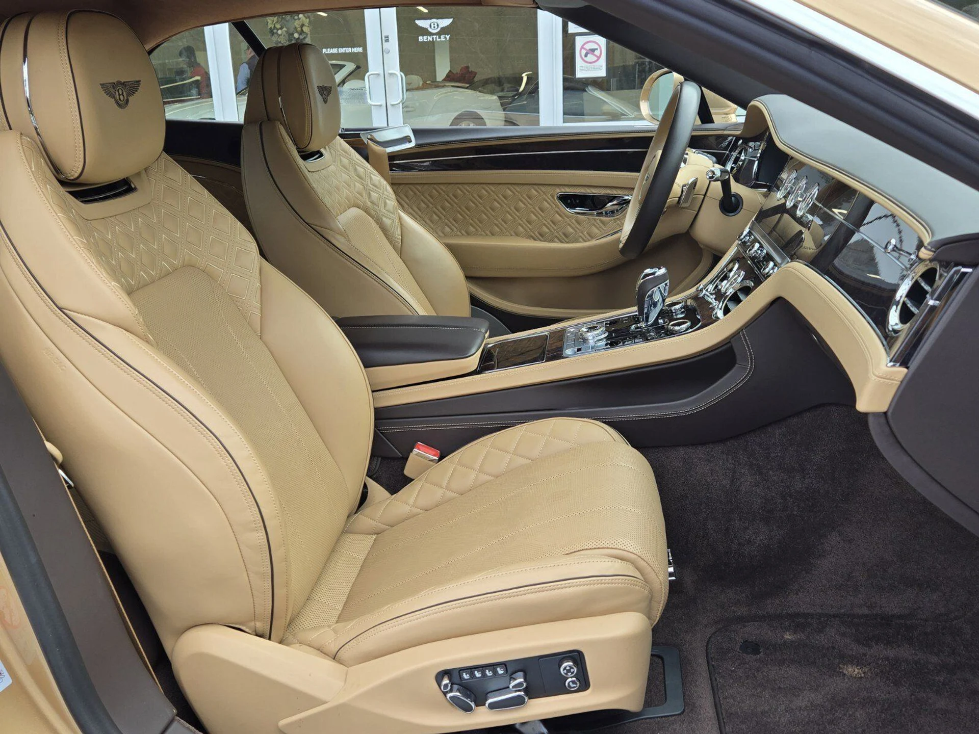 mph031_3865110319_ac2458365ccd2b1cc7a3fa3db07af489x_01e5bd9da0