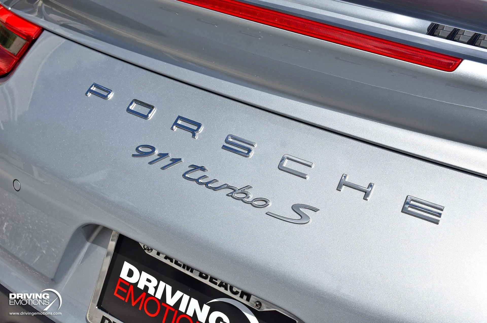 mph031_3865586305_866_p32_l_209b886834